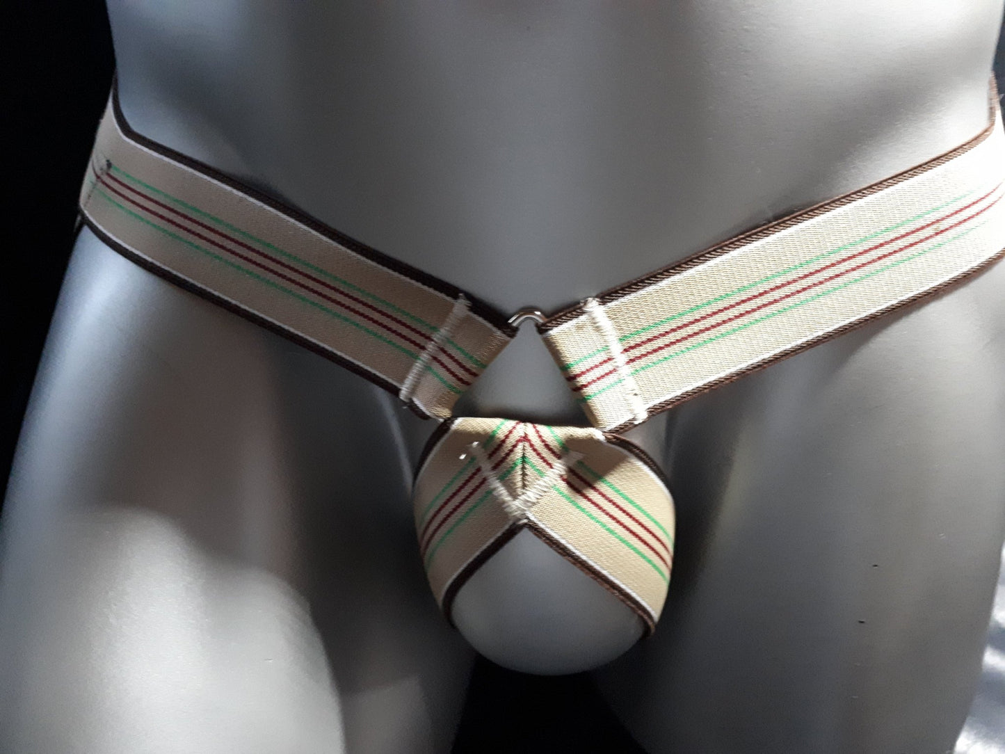 Sling Thong Jockstrap ouvert Push Up Harness mit Dreieck - Verbindung viele Farben - SEXSENSE
