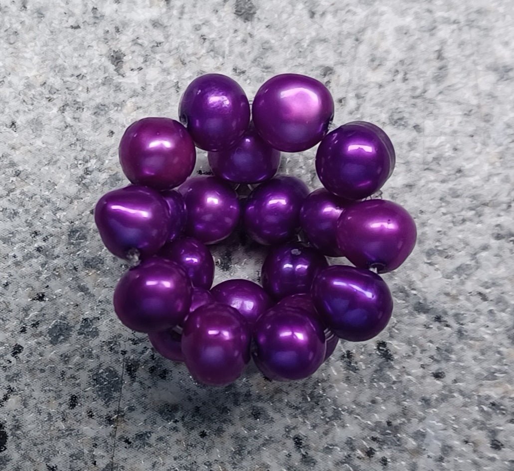 Mechanisches Damen Spielzeug Klitoris Stimulator Clit - Drops intralabial Aufleg - Vibrator aus echten Lila Süßwasser Perlen - SEXSENSE