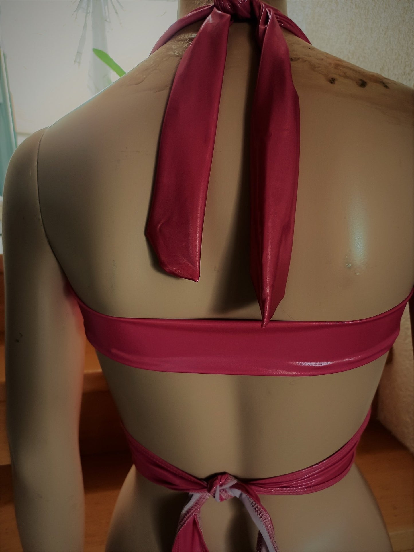Bandage Wickel - Top Bikini Oberteil in pink Wetlook bauchfrei Tanzsport - Lycra - SEXSENSE