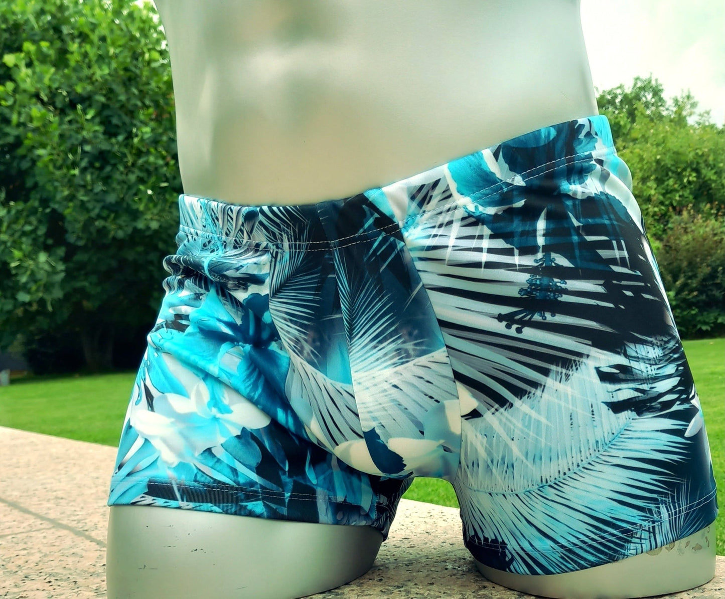 Boxershorts Badeshorts elastisch Scuba Jersey Dschungel - Print türkis/schwarz/weiß - SEXSENSE