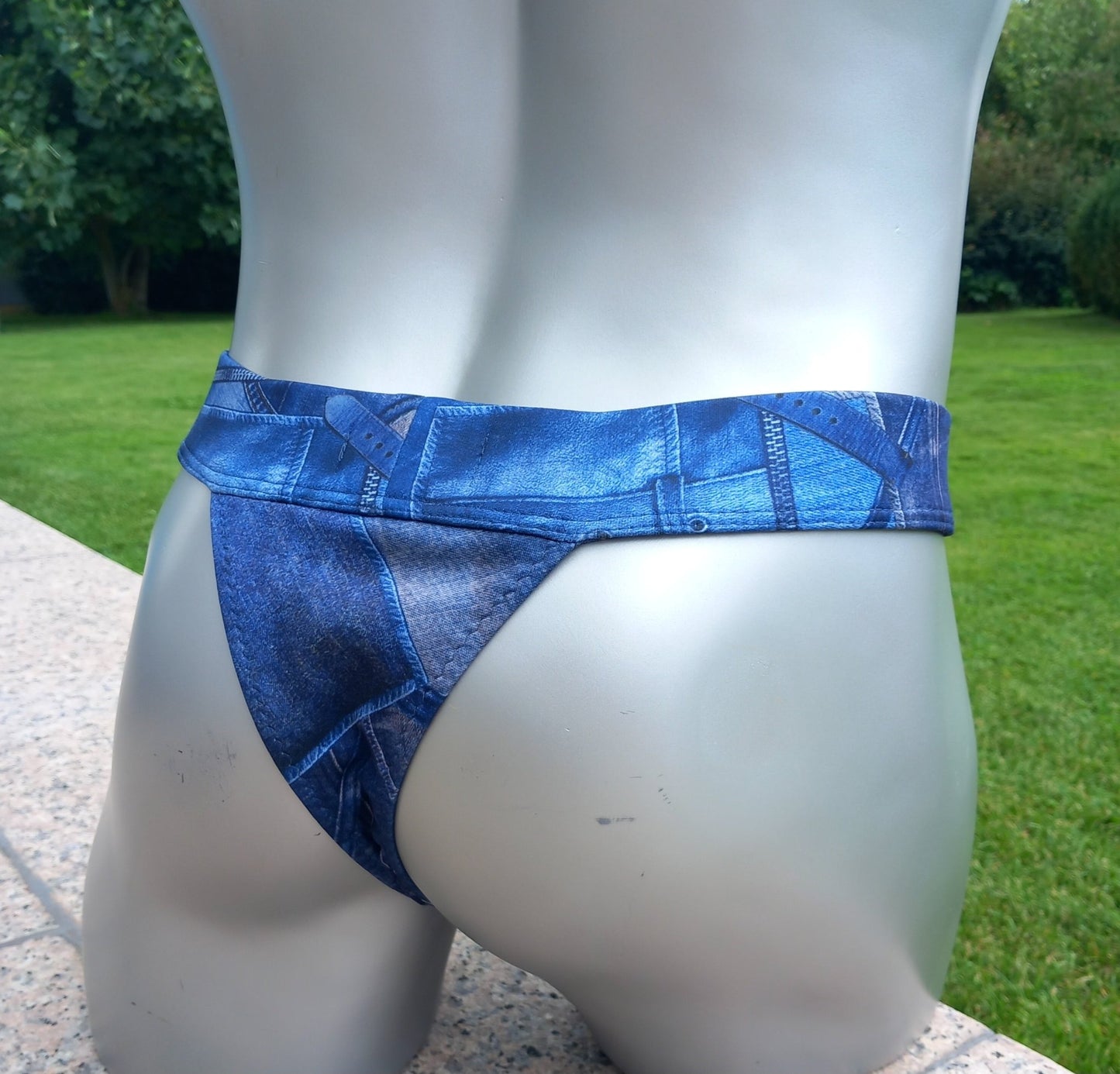 Badehose String Scuba Jersey Jeansoptik breiter Bund hoher Beinausschnitt - SEXSENSE