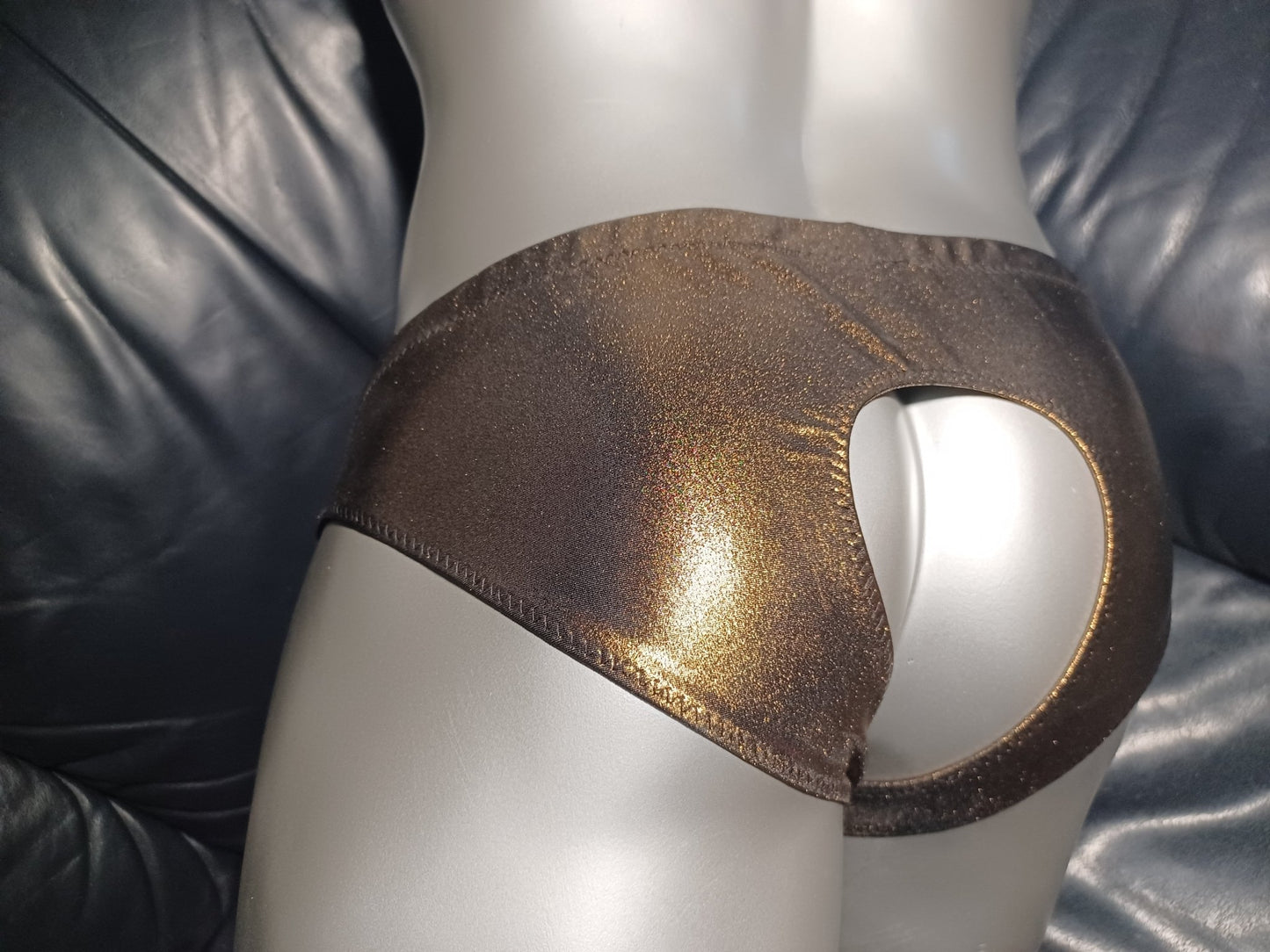 Herren Slip Po - offen open Butt Reizwäsche ouvert Fetisch 9 Farben, 4 Größen - SEXSENSE