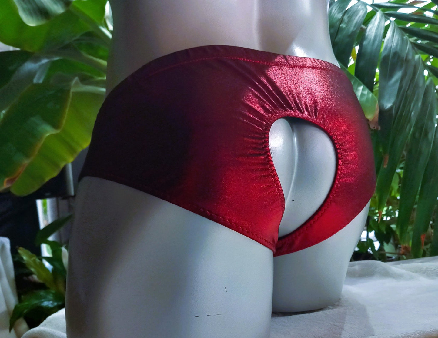 Herren Slip Po - offen open Butt Reizwäsche ouvert Fetisch 9 Farben, 4 Größen - SEXSENSE