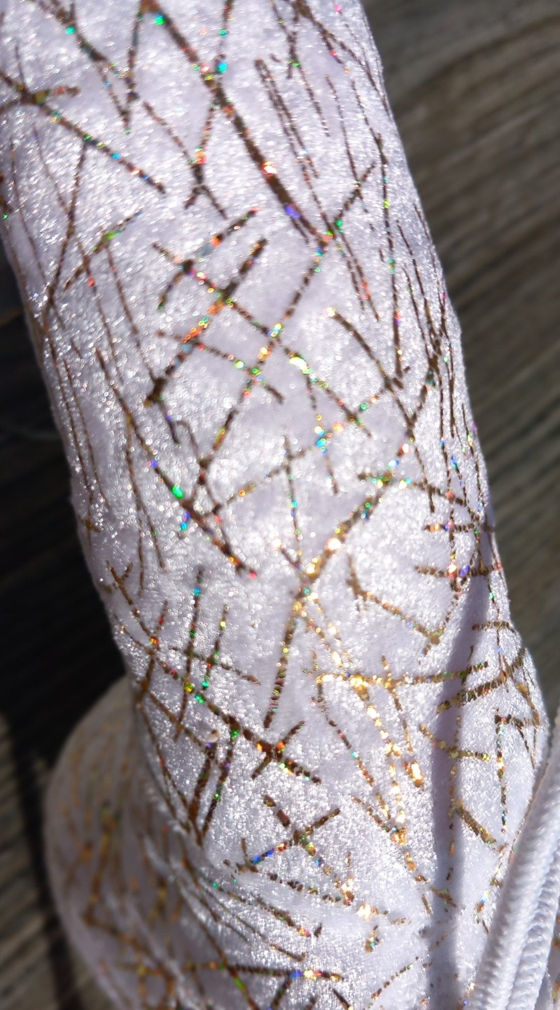 Penissocke Lümmeltüte Juwelensäckchen weißer Lycra Samt mit Gold Hologramm Sackhalter Willy - Pyjama - SEXSENSE