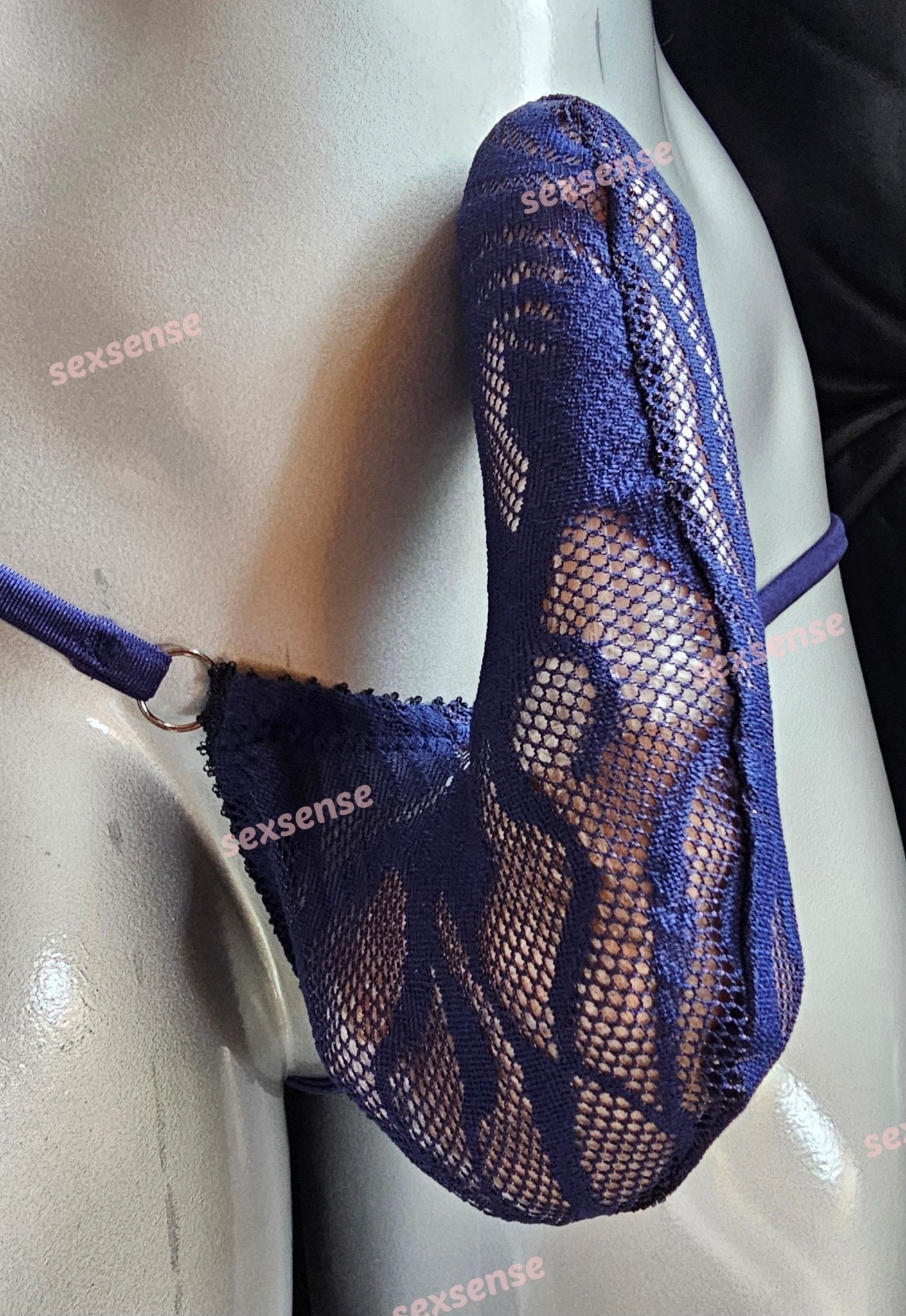 Stand - Up - String minimalistisch extrem elastisches Mesh dunkelblau - SEXSENSE