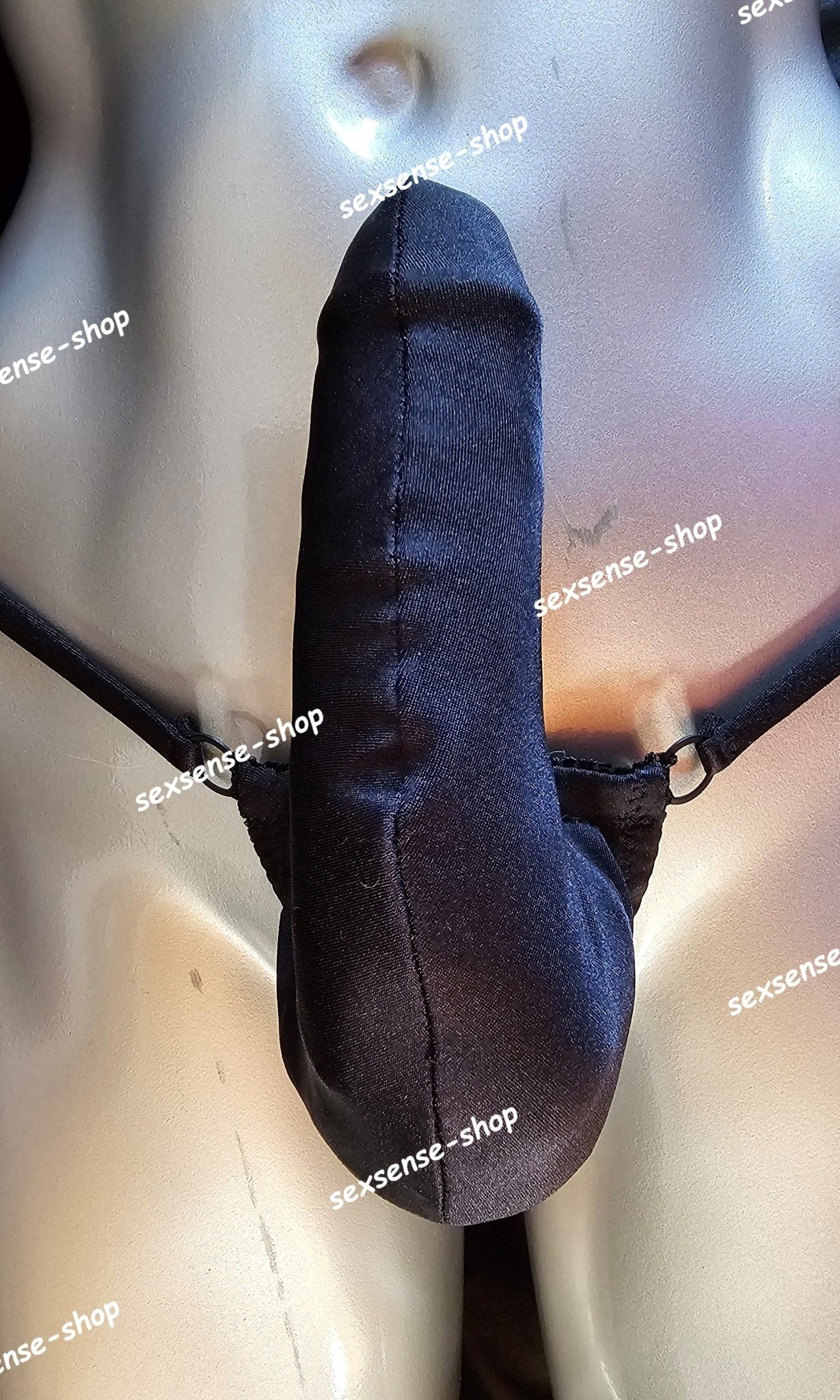 Stand - Up - String Prinz Albert minimalistisch elastisches Lycra Satan - Schwarz - SEXSENSE