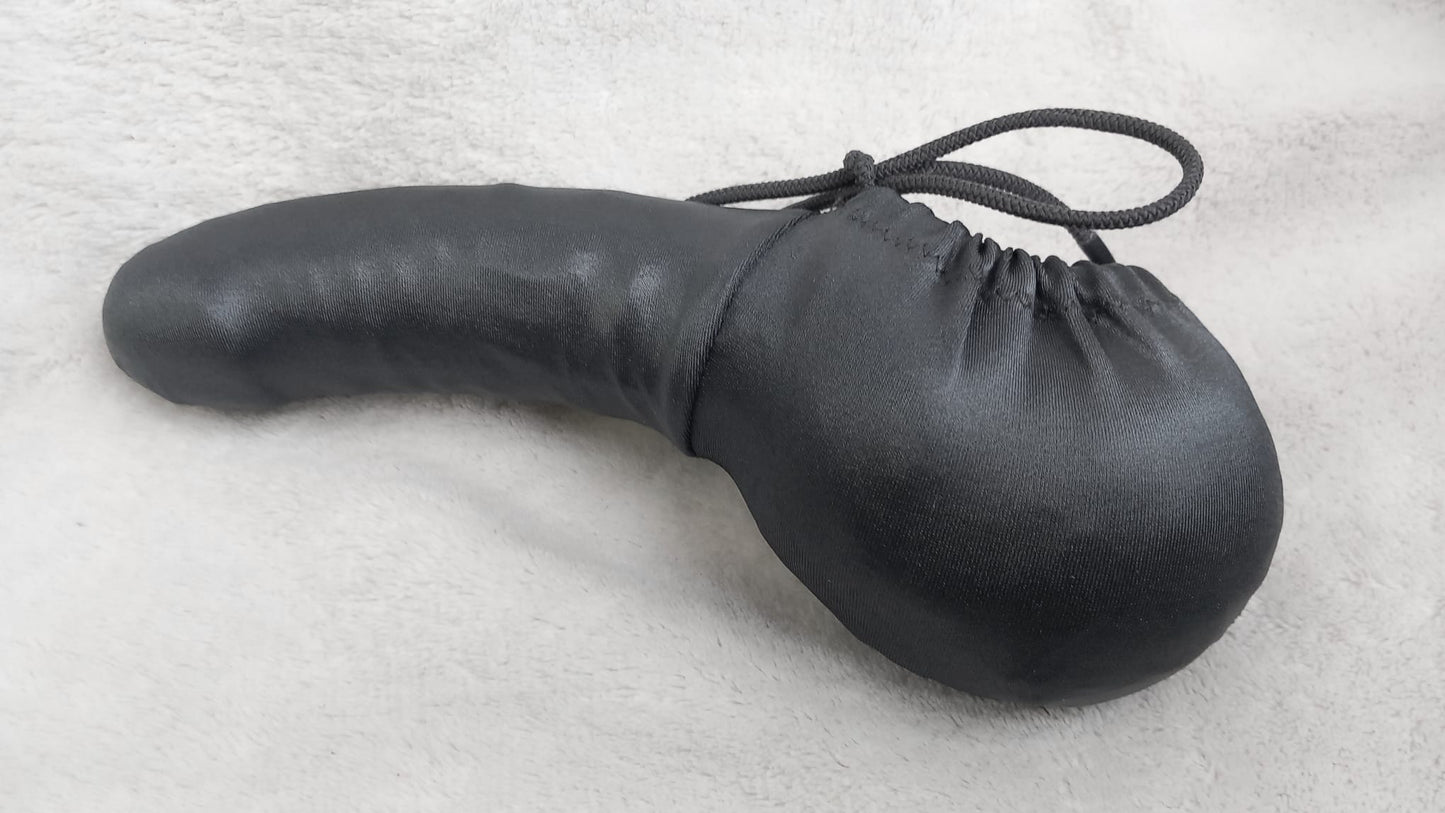 Penissocke in mattschwarz Lümmeltüte Juwelensäckchen Hodensack Willi Wärmer One - Sleeve - SEXSENSE