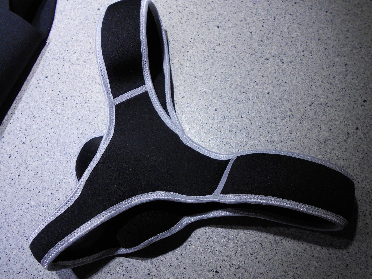 NEOPREN Herren String/Slip in schwarz Fetisch Profischwimmer Schwitzhose - SEXSENSE