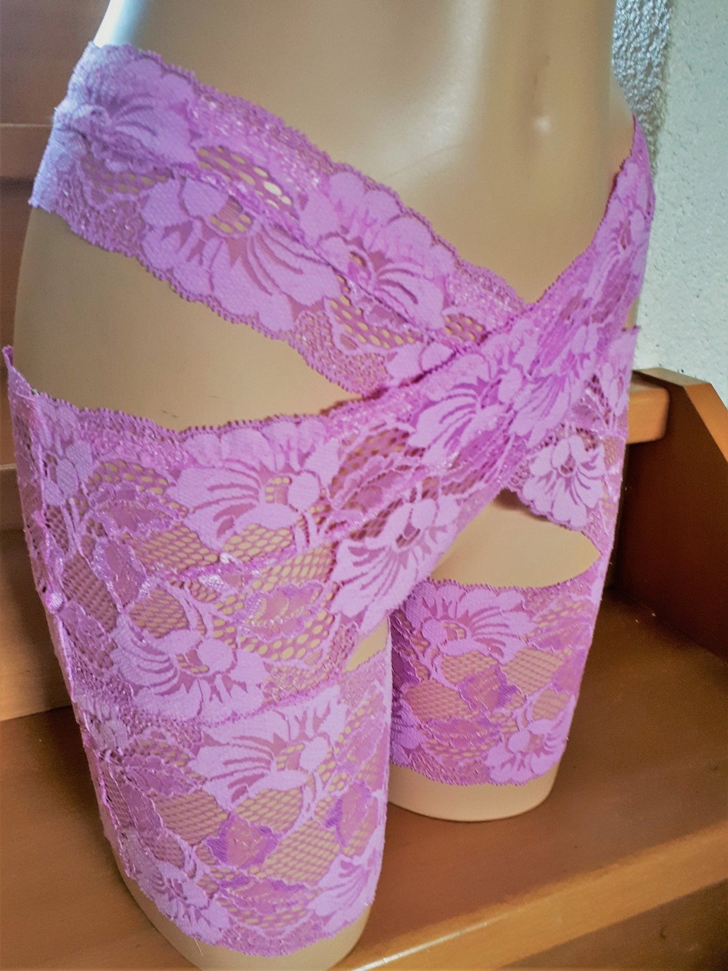 Stay Hip, Oberschenkelschoner elastische Spitze Barbie - rosa Gr 36 - 42, Dessous, Lingerie, Strumpfband ouvert Maßanfertigung sexy Toy - SEXSENSE