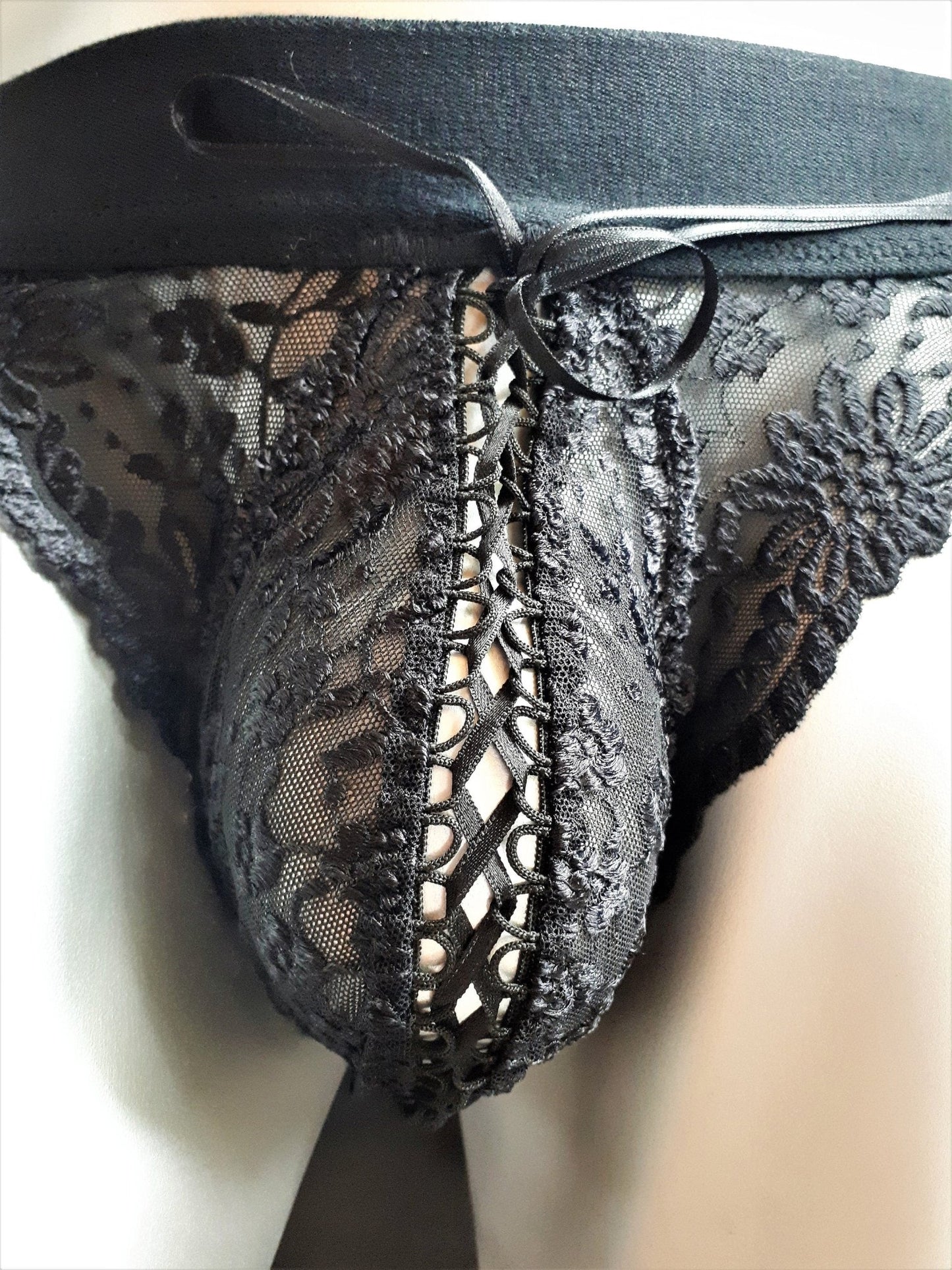 Corsage geschnürter Spitzen - Thong Dessous schwarzes Korsett - Suspensorium - SEXSENSE