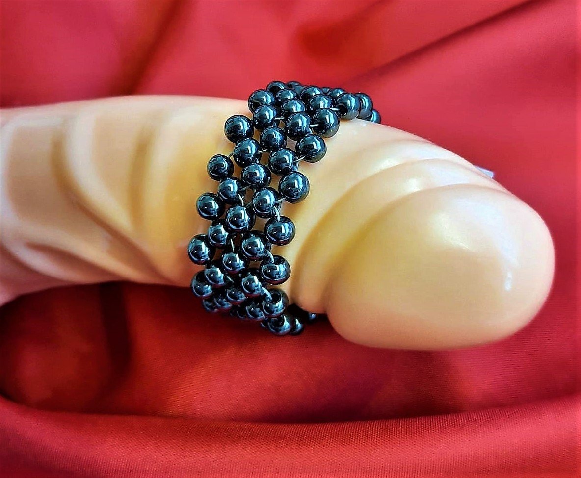 Penisring Masturbator 85 rotierende Hämatit - Perlen auf Chirurgenstahl Innen - Umfang ca 10,7cm - SEXSENSE