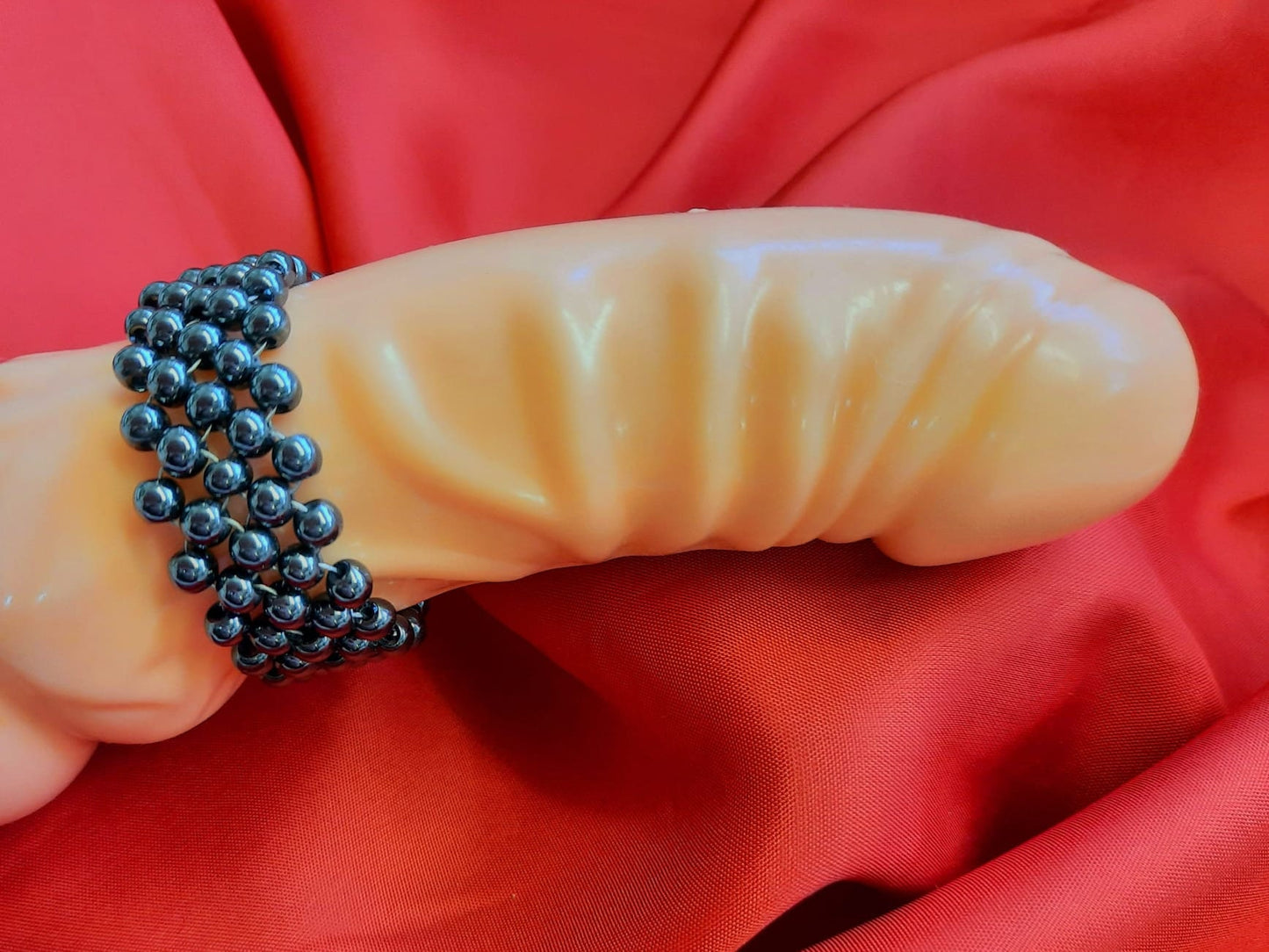 Penisring Masturbator 95 rotierende Hämatit - Perlen auf Chirurgenstahl Innen - Umfang ca 12,5cm - SEXSENSE