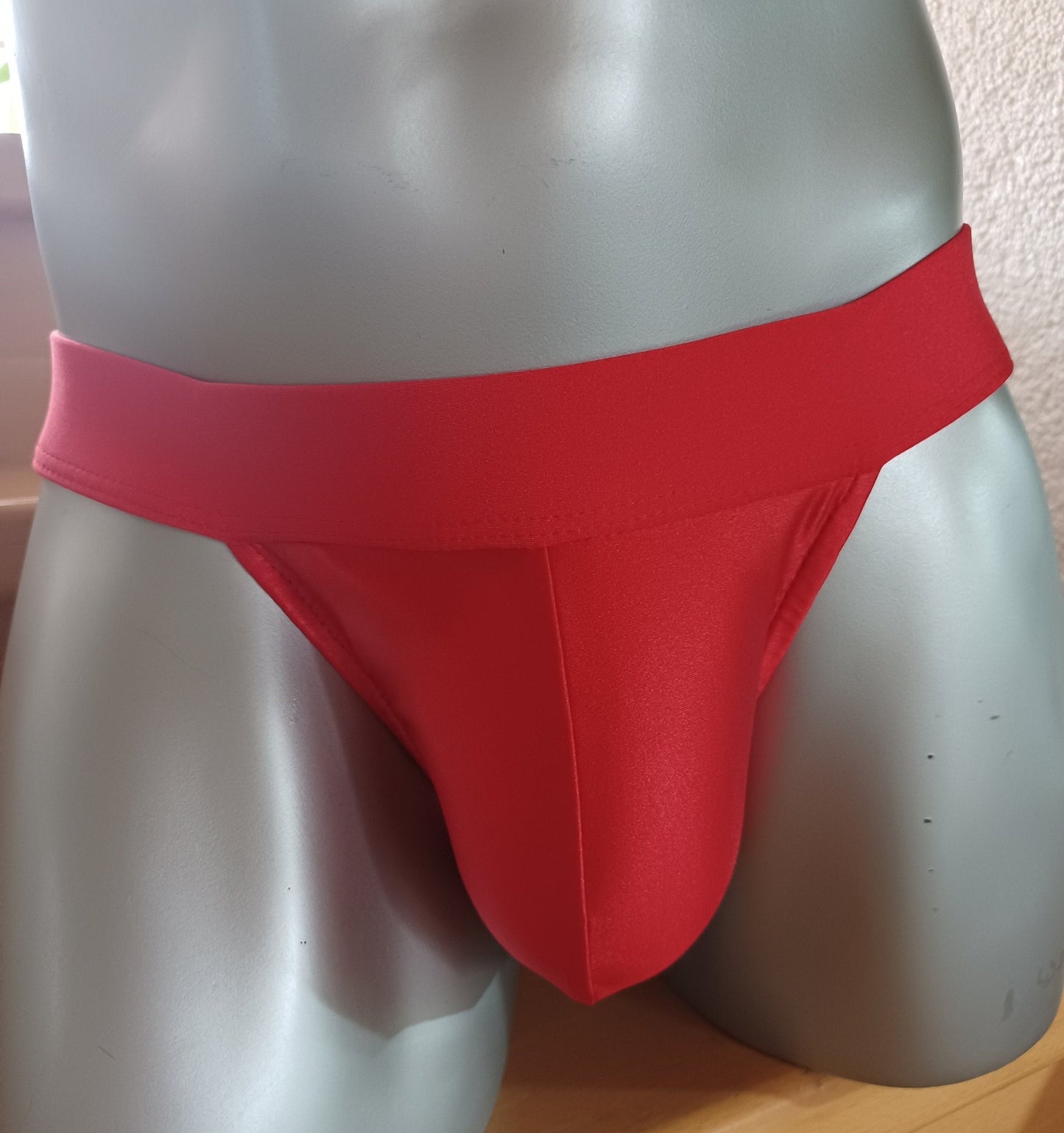 Thong fetisch ouvert Silikon Cockring Clubwear rot wetlook Unikat Badehose Gr. S oder M, Suspensorium Push Up - SEXSENSE