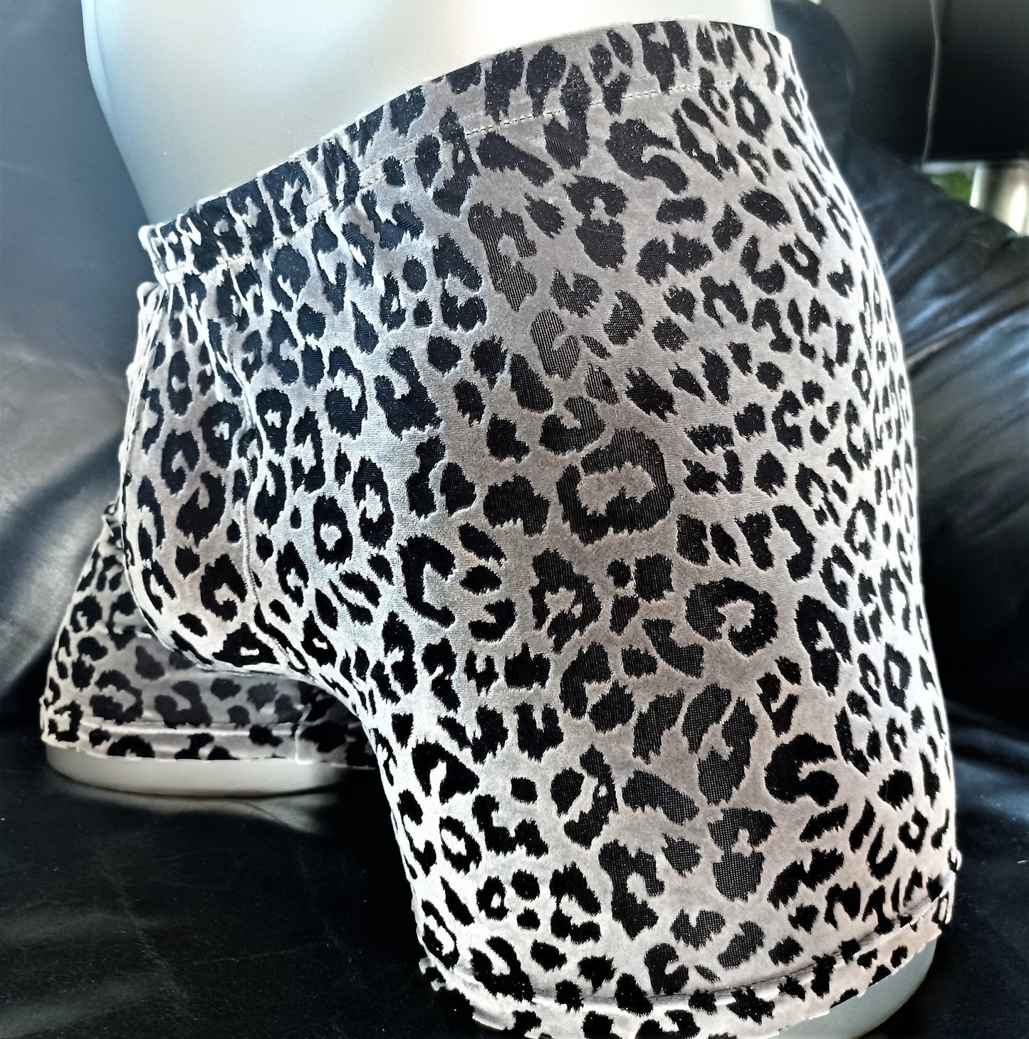 Samt Boxershorts elastisch transparent schwarz/silber Leo Ausbrenner - SEXSENSE