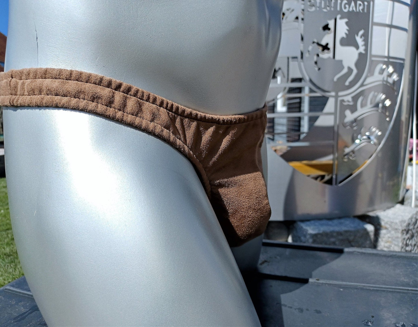 Lederimitat Herren String Unterwäsche Badehose Suede Waschleder in rehbraun Unikat - SEXSENSE