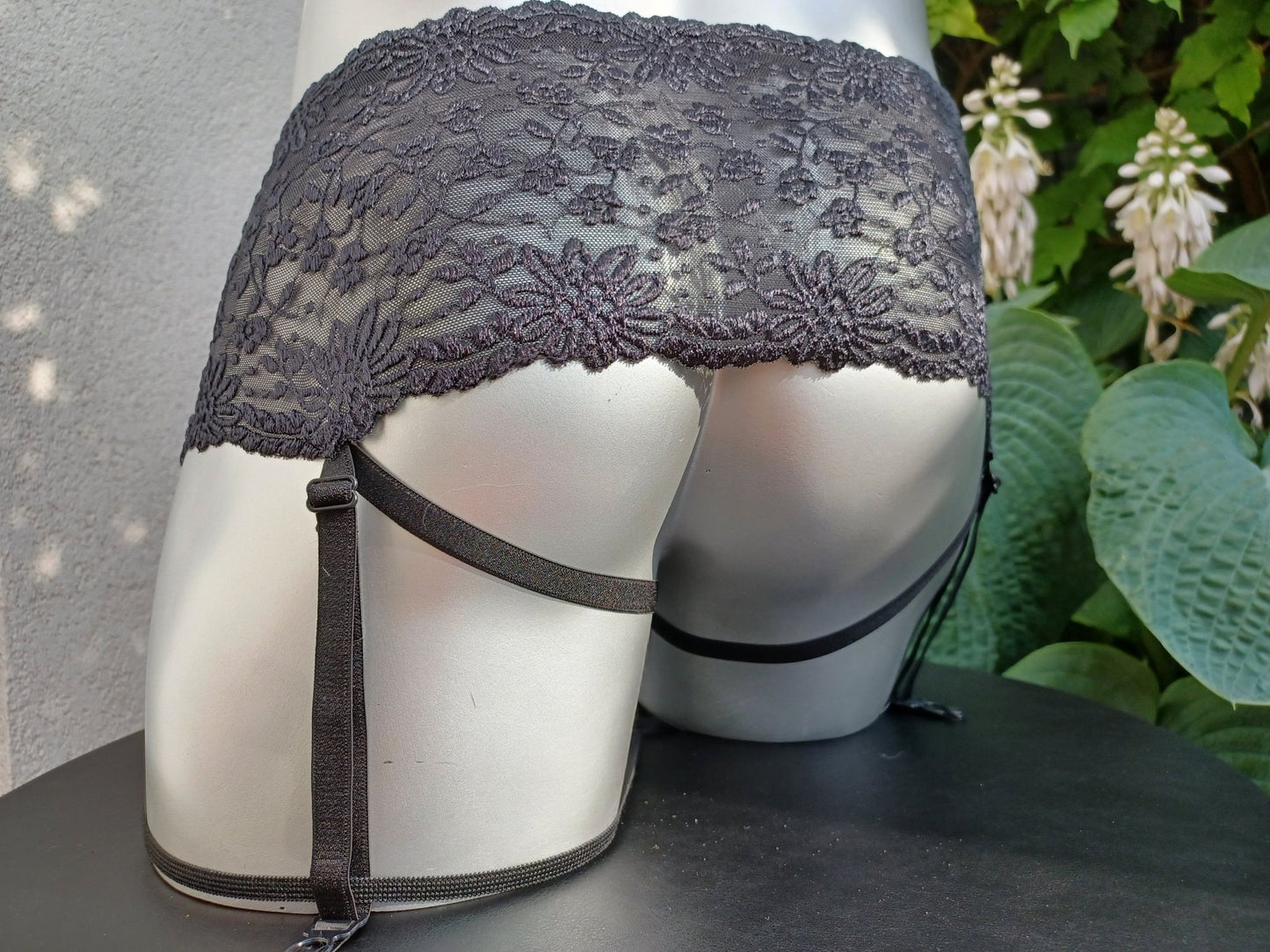 Strapse elastische Spitze schwarz Tanzgürtel ouvert mit Suspensorium - SEXSENSE
