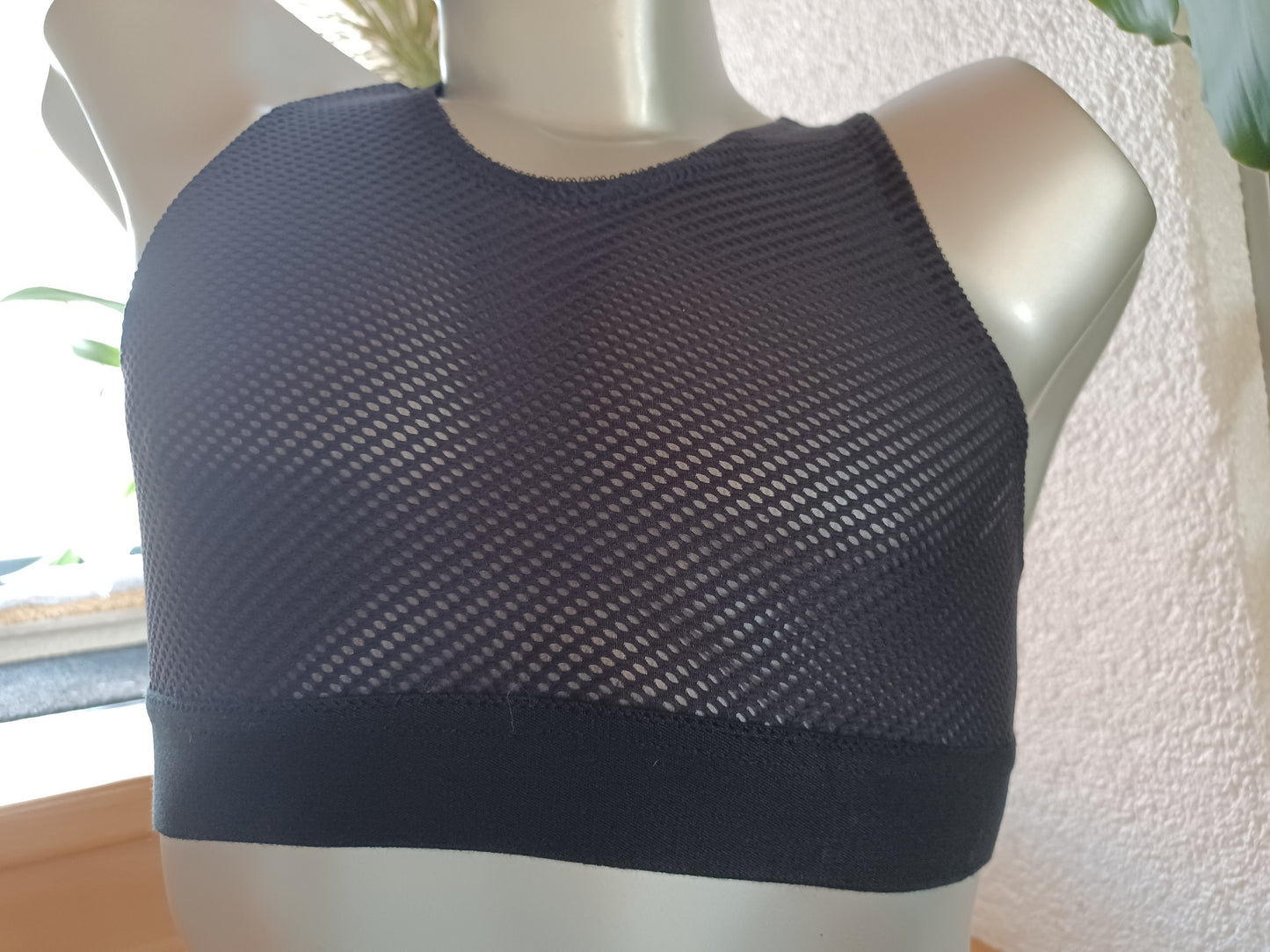Bustier enganliegend im Tanktop Styl schwarzer hochelastischer Mesh in Rautenmuster