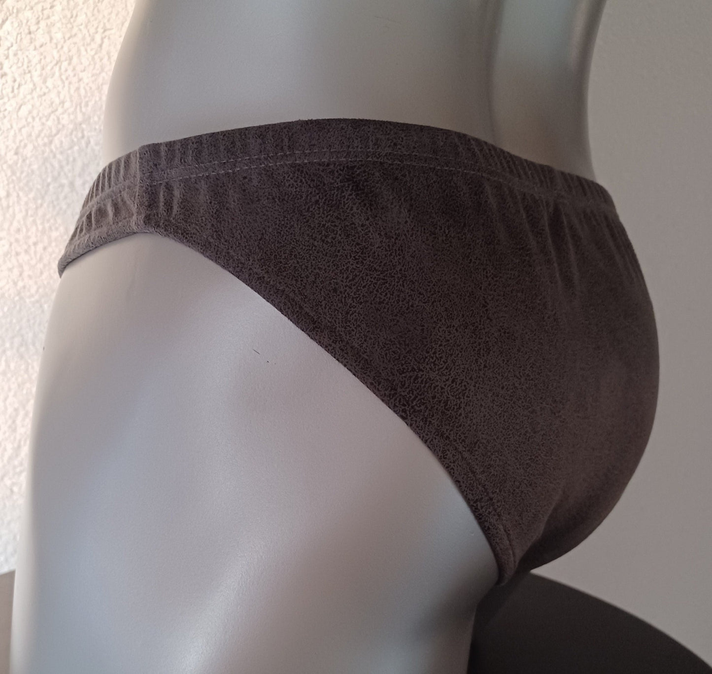 Badehose Wildleder Imitat Slip Suede elastisch Grau Antik - Optik - SEXSENSE