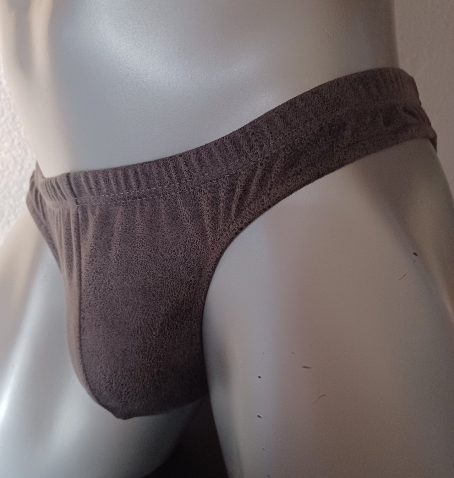 Badehose Wildleder Imitat Slip Suede elastisch Grau Antik - Optik - SEXSENSE