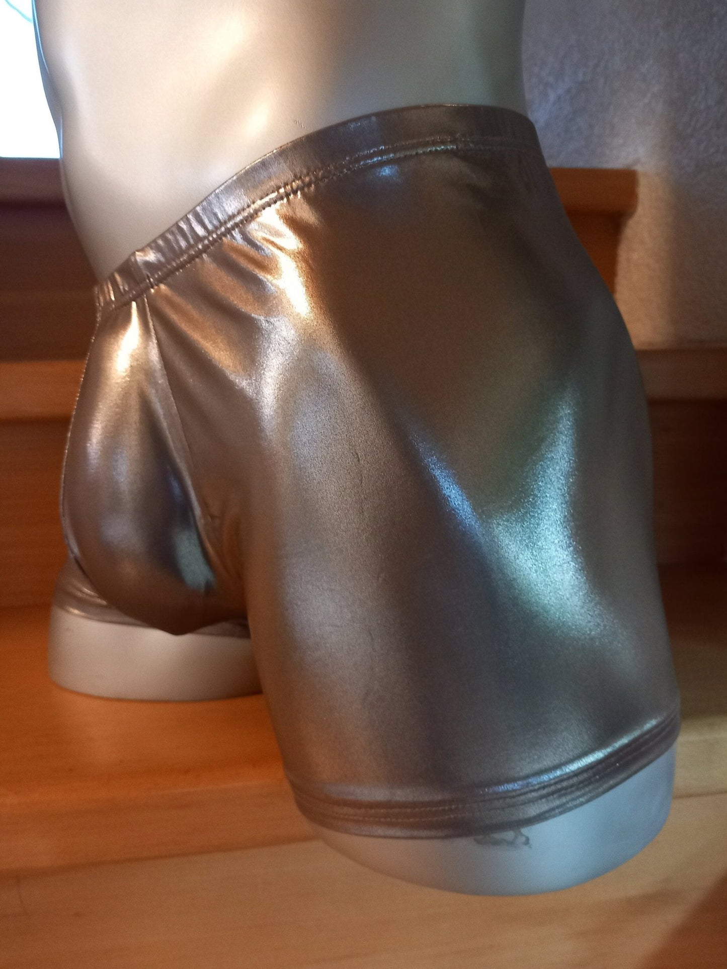 LETZTER ARTIKEL Boxershorts Badehose elastisches Lycra messingfarben hochglänzend - SEXSENSE