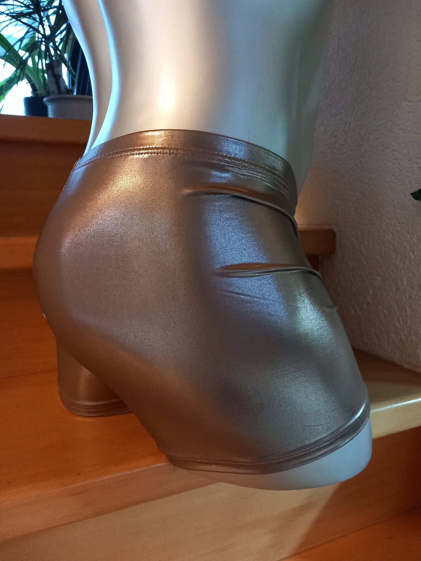 LETZTER ARTIKEL Boxershorts Badehose elastisches Lycra messingfarben hochglänzend - SEXSENSE