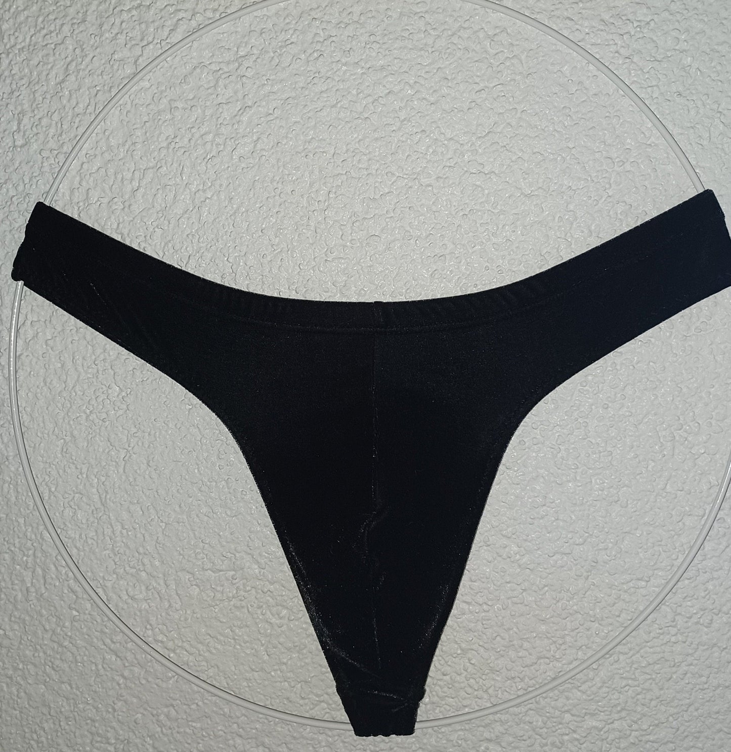 Badehose Herren String tiefschwarzer Samt - SEXSENSE