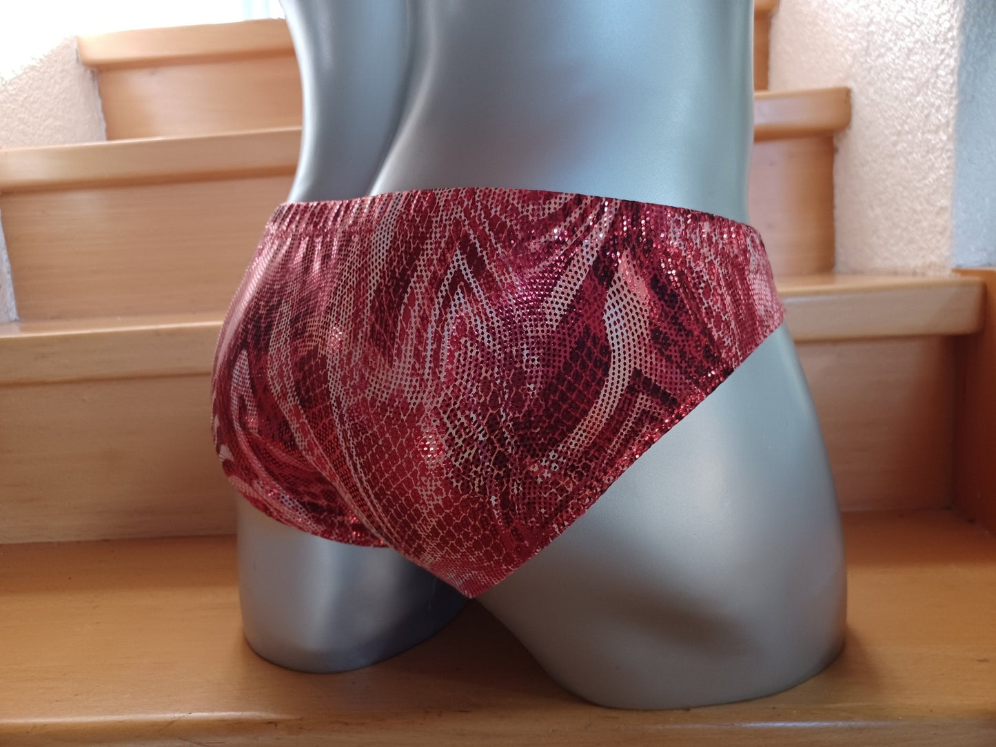 Badehose 3/4 Butt tiefer Bund Herren elastisches Lycra rot Metallic marmoriert - SEXSENSE