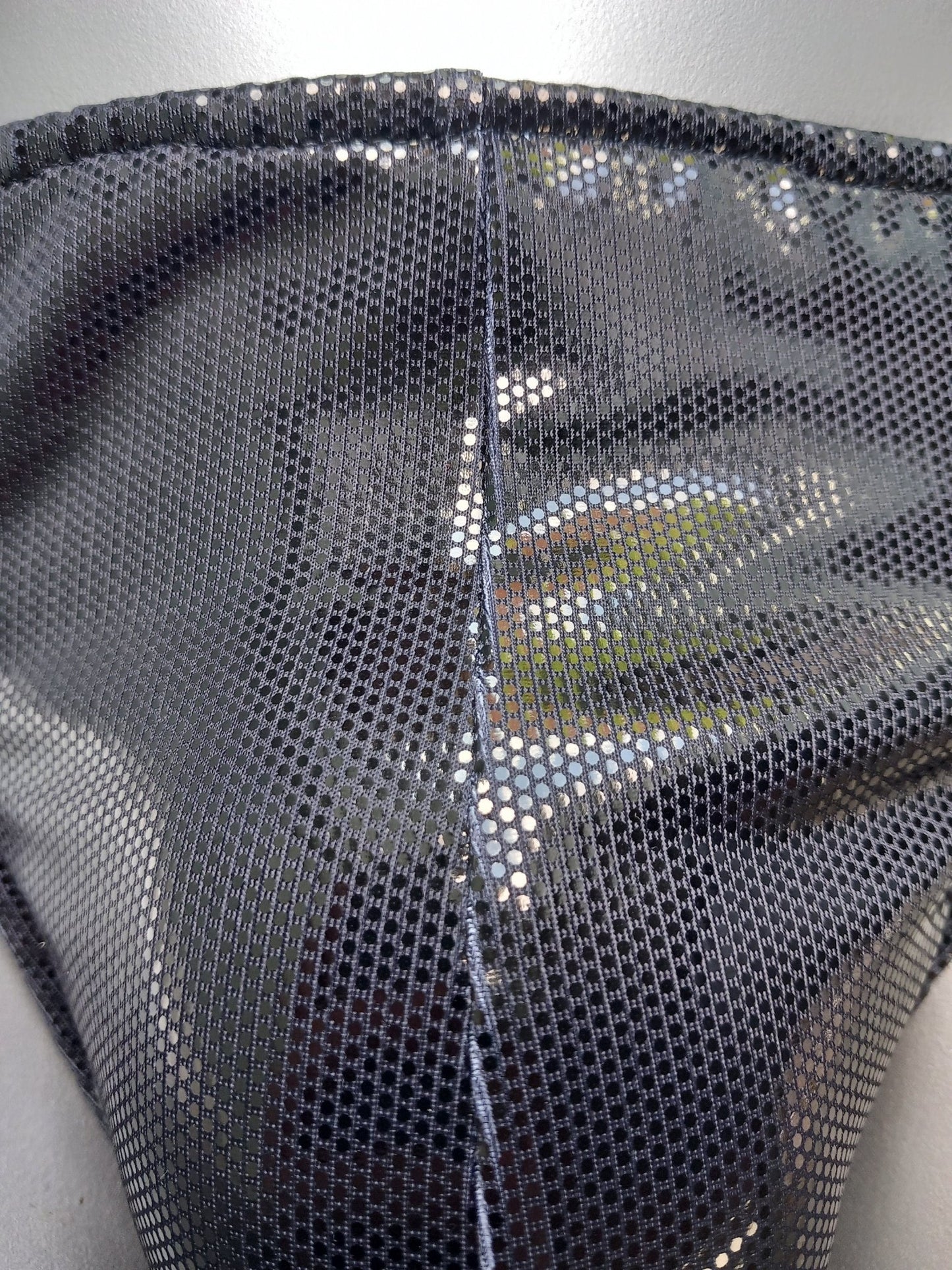 Badehose String Unikat Gr. M Lycra schwarz Lack hochglänzend mit schmalem Bund - SEXSENSE