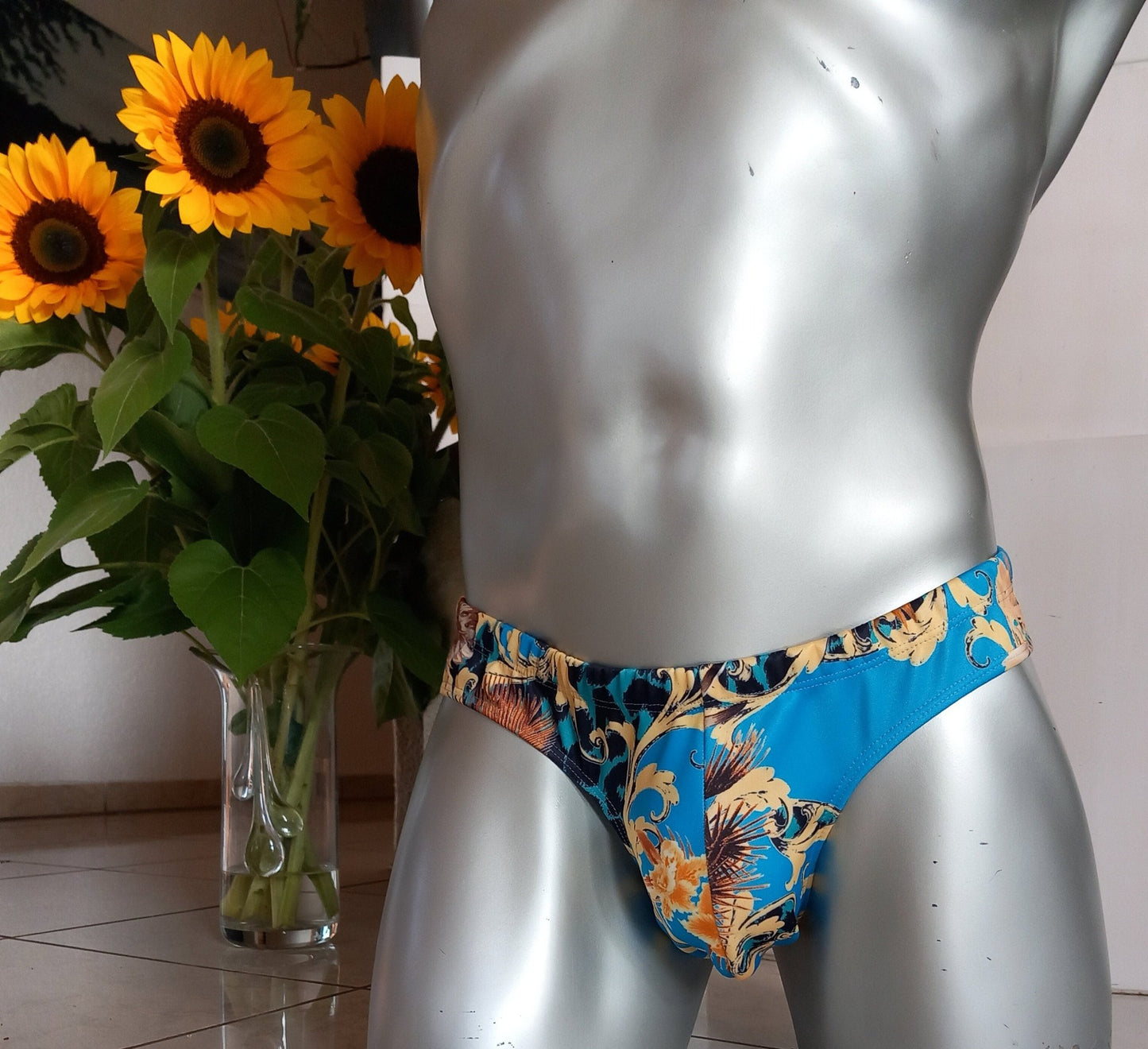 Badehose full Butt elastisches Scuba Jersey Leo und Flower - Design auf türkis - SEXSENSE