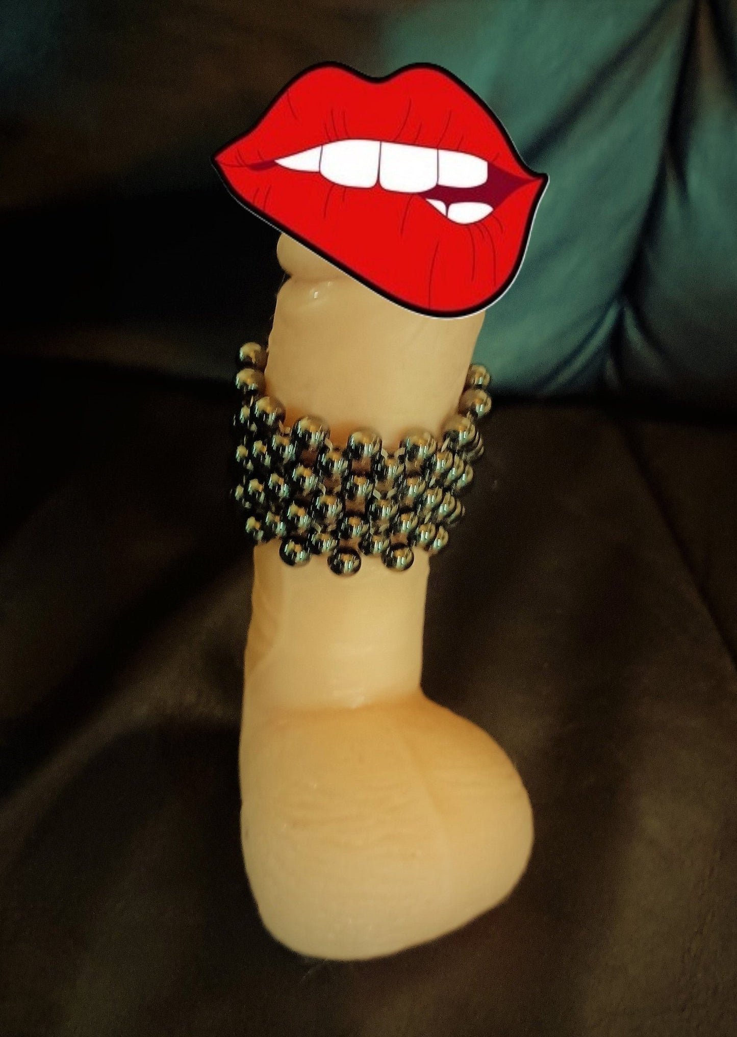 Kinky Penisring Masturbator 7 reihig 98 rotierende Hämatit - Perlen auf Chirurgenstahl Innen - Umfang ca 11,3cm - SEXSENSE