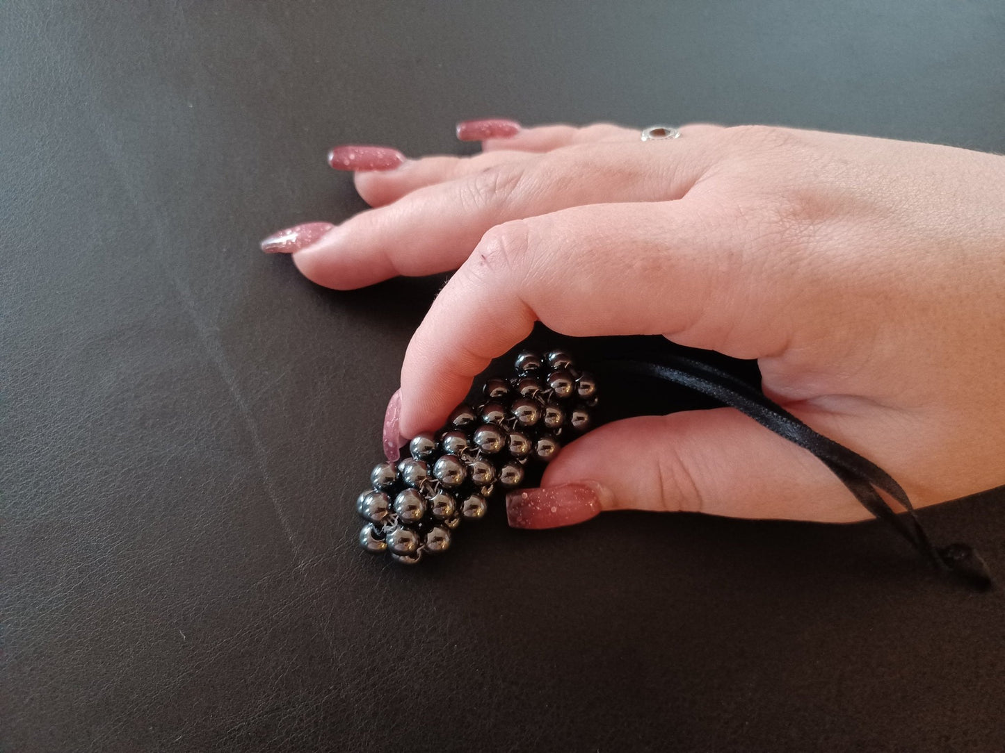 Tampon Liebeskugeln interlabial Mini Dildo Handgemacht Dauerlutscher Hämatit - Perlen - SEXSENSE