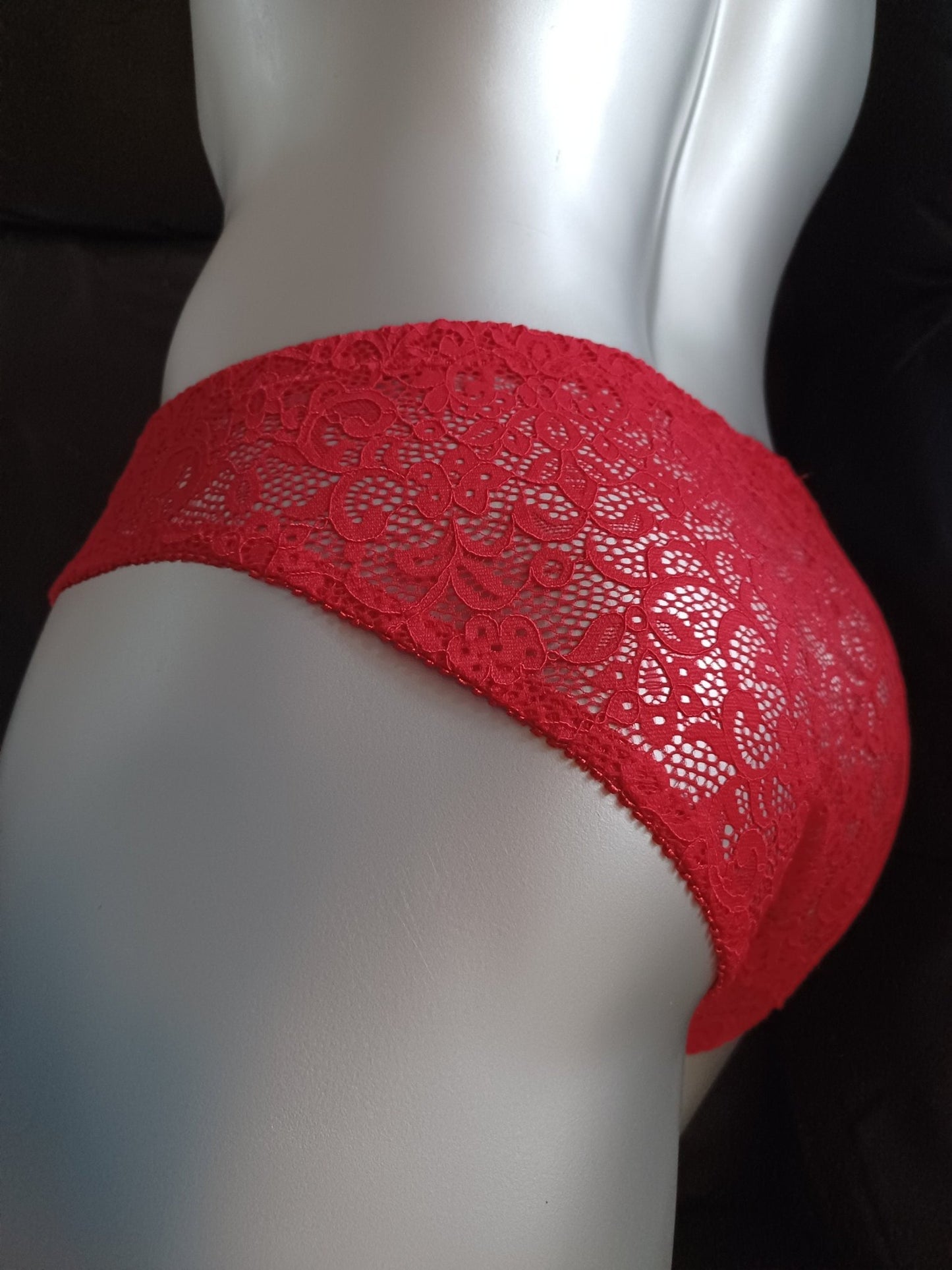 Hipster aus knall - roter Spitze tiefe Taillenlinie full Butt - SEXSENSE