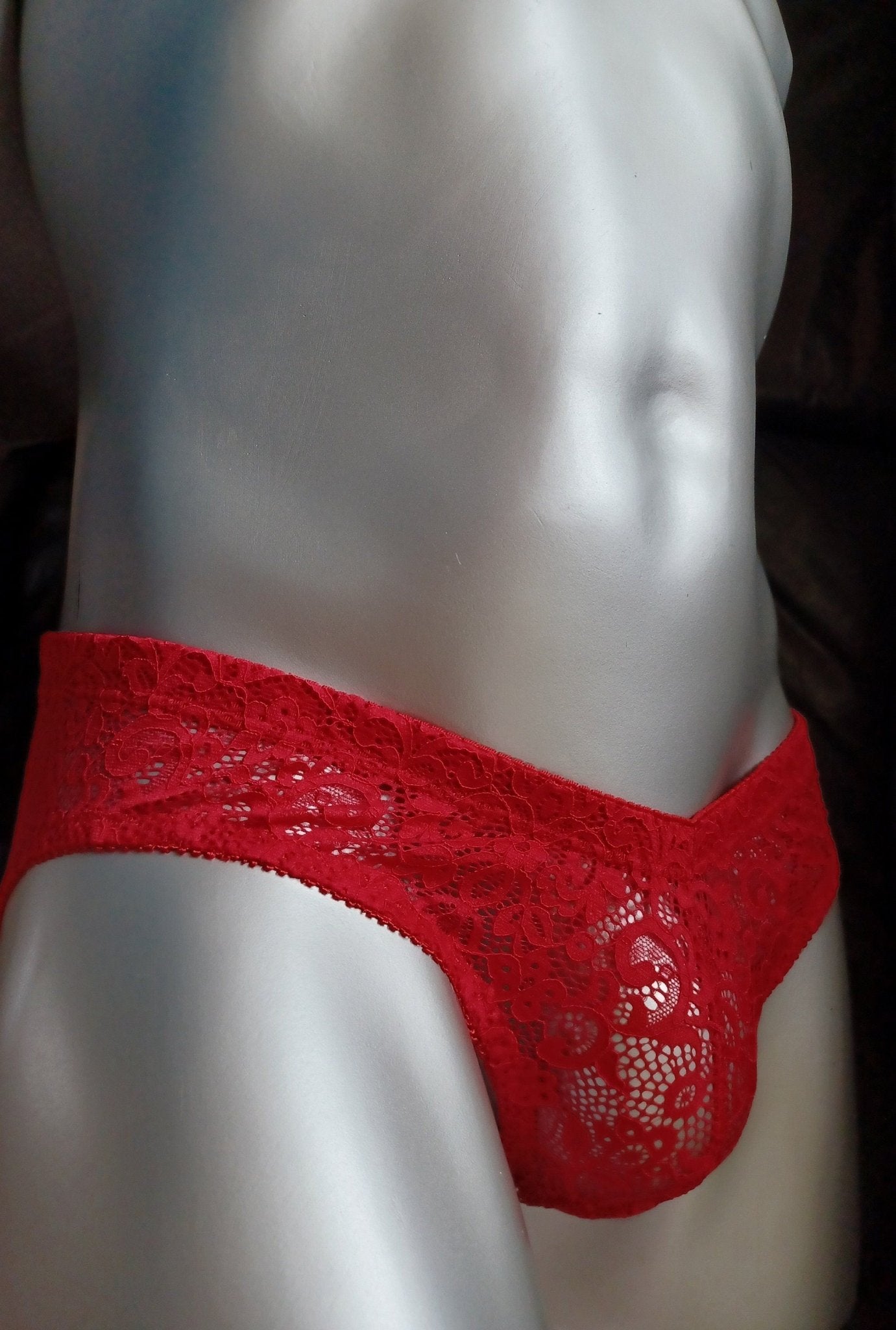 Hipster aus knall - roter Spitze tiefe Taillenlinie full Butt - SEXSENSE