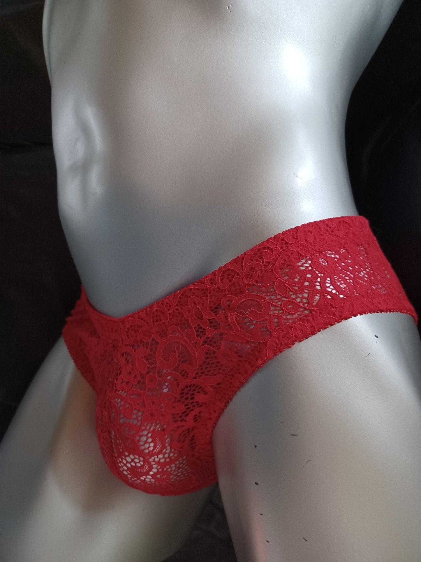 Hipster aus knall - roter Spitze tiefe Taillenlinie full Butt - SEXSENSE