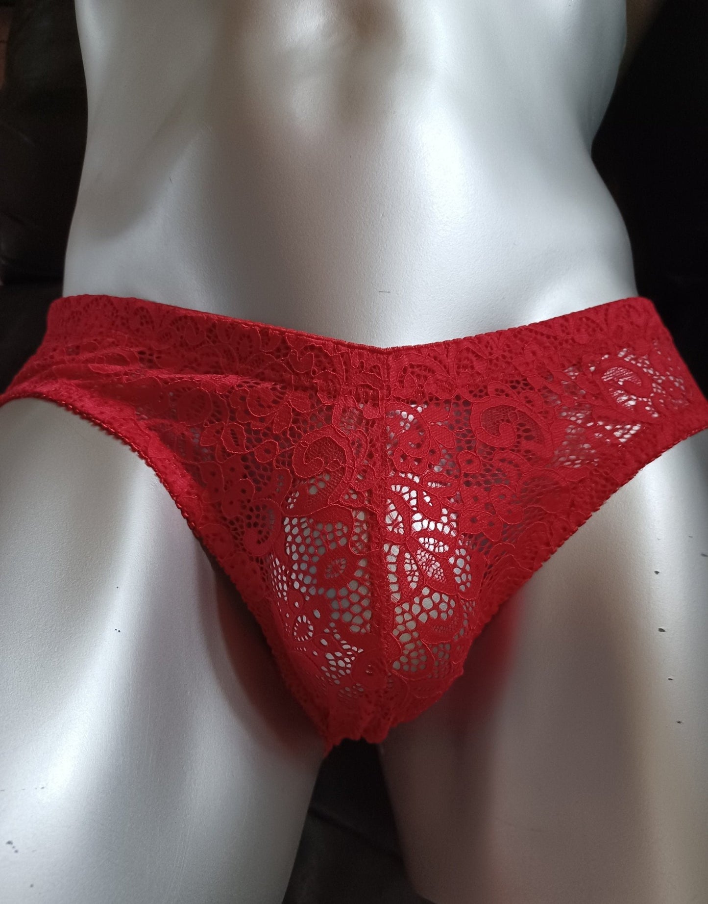 Hipster aus knall - roter Spitze tiefe Taillenlinie full Butt - SEXSENSE