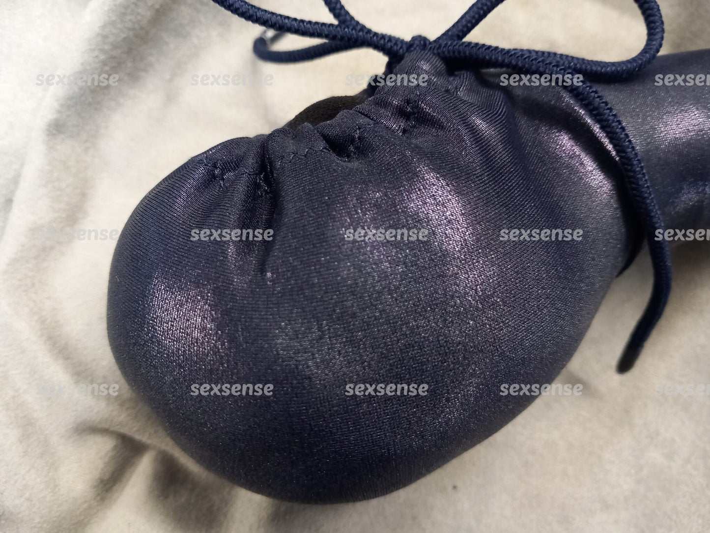 Penissocke Lümmeltüte Juwelensäckchen Satan schwarz wetlook Glockenwärmer Sackhalter - SEXSENSE
