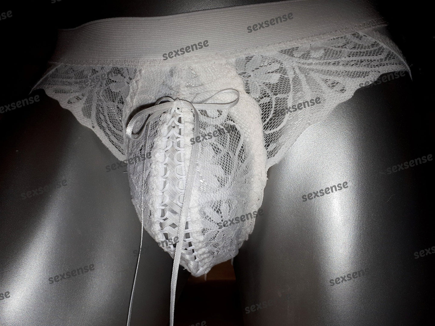 Corsagen Thong weiß elastische Spitze Sissy Unikat Suspensorium geschnürt - SEXSENSE