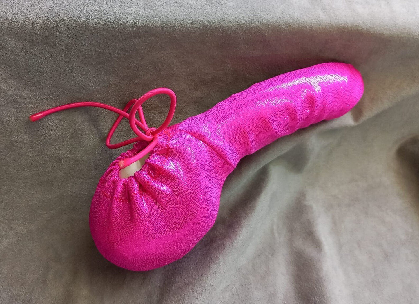 Penissocke, Lümmeltüte, Juwelensäckchen, knall pink metallic Hodensack Willi Wärmer - SEXSENSE