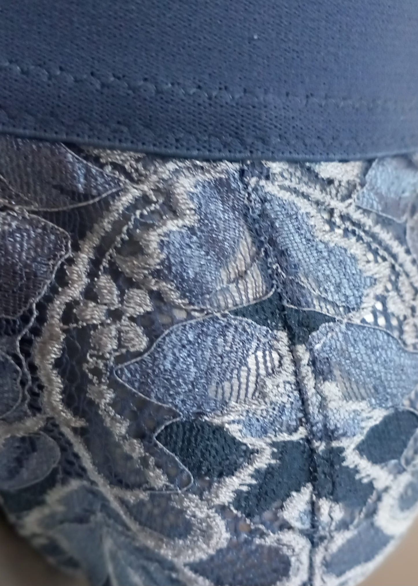 String Jeans blaue französische Spitze - SEXSENSE