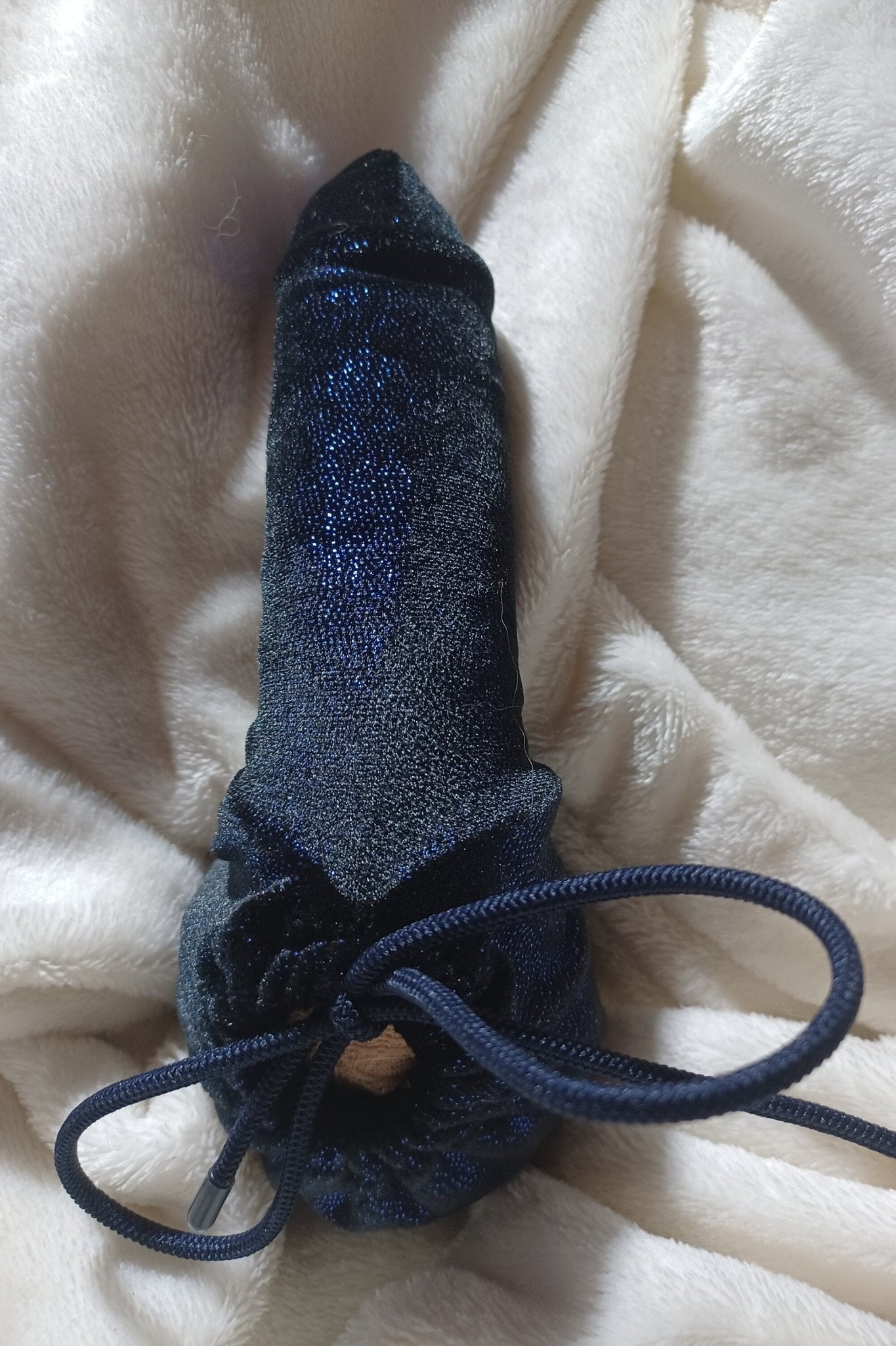 Penissocke Lümmeltüte Juwelensäckchen Nacht blauer Metallic Samt Sleeve elastischer Lycra - SEXSENSE