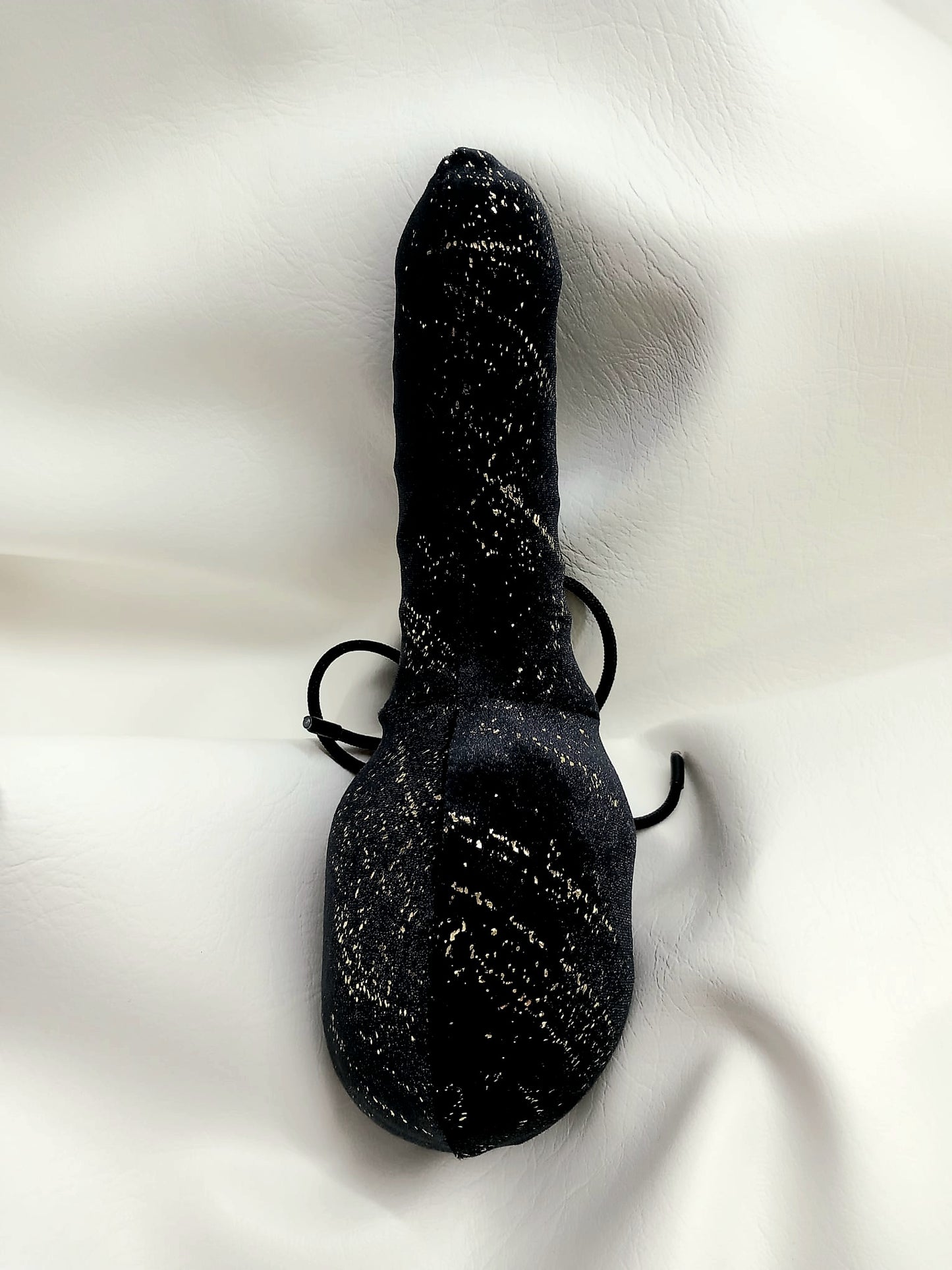 Penissocke Lümmeltüte Juwelensäckchen schwarzer Samt mit Gold - Ornamenten Eierwärmer Willypyjama - SEXSENSE