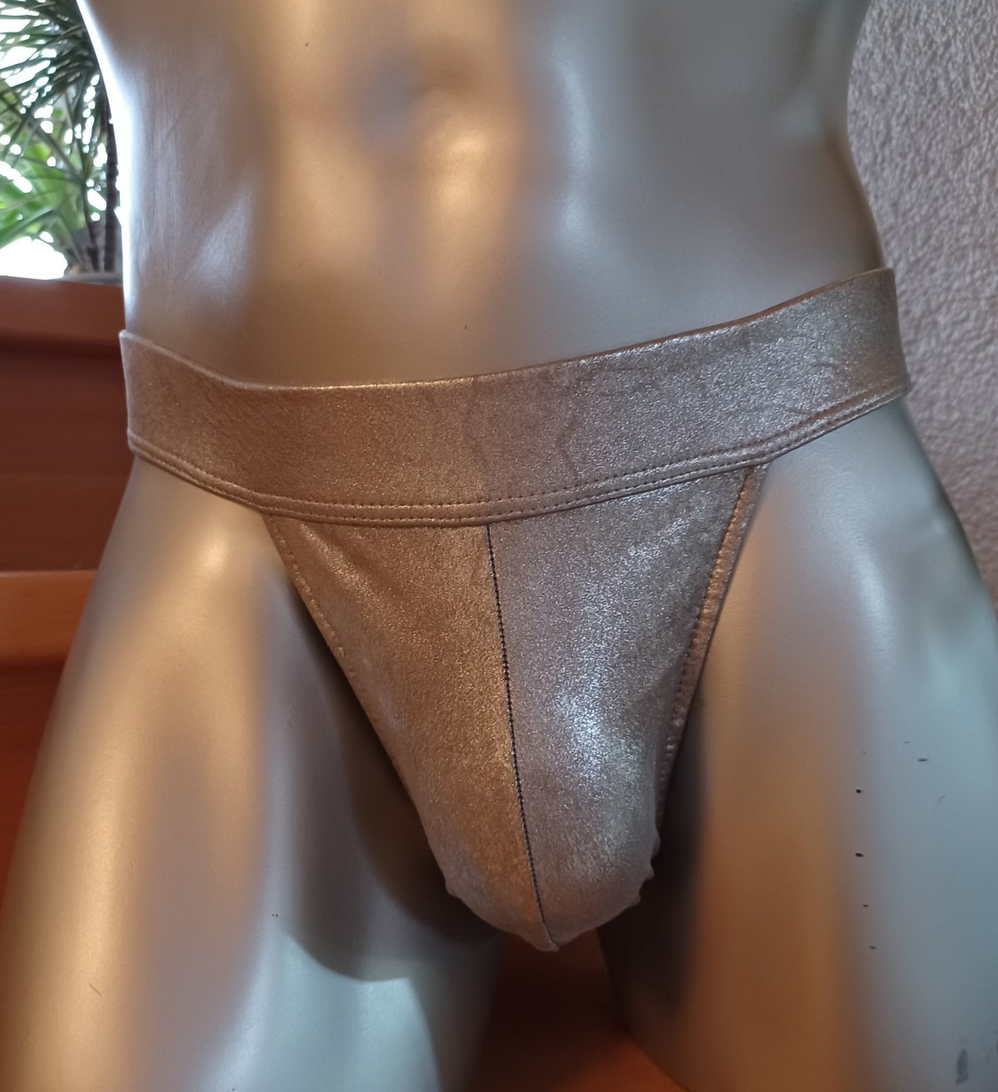 Badehose String Wasch - Leder Suede elastisches Wildleder silber laminiert - SEXSENSE