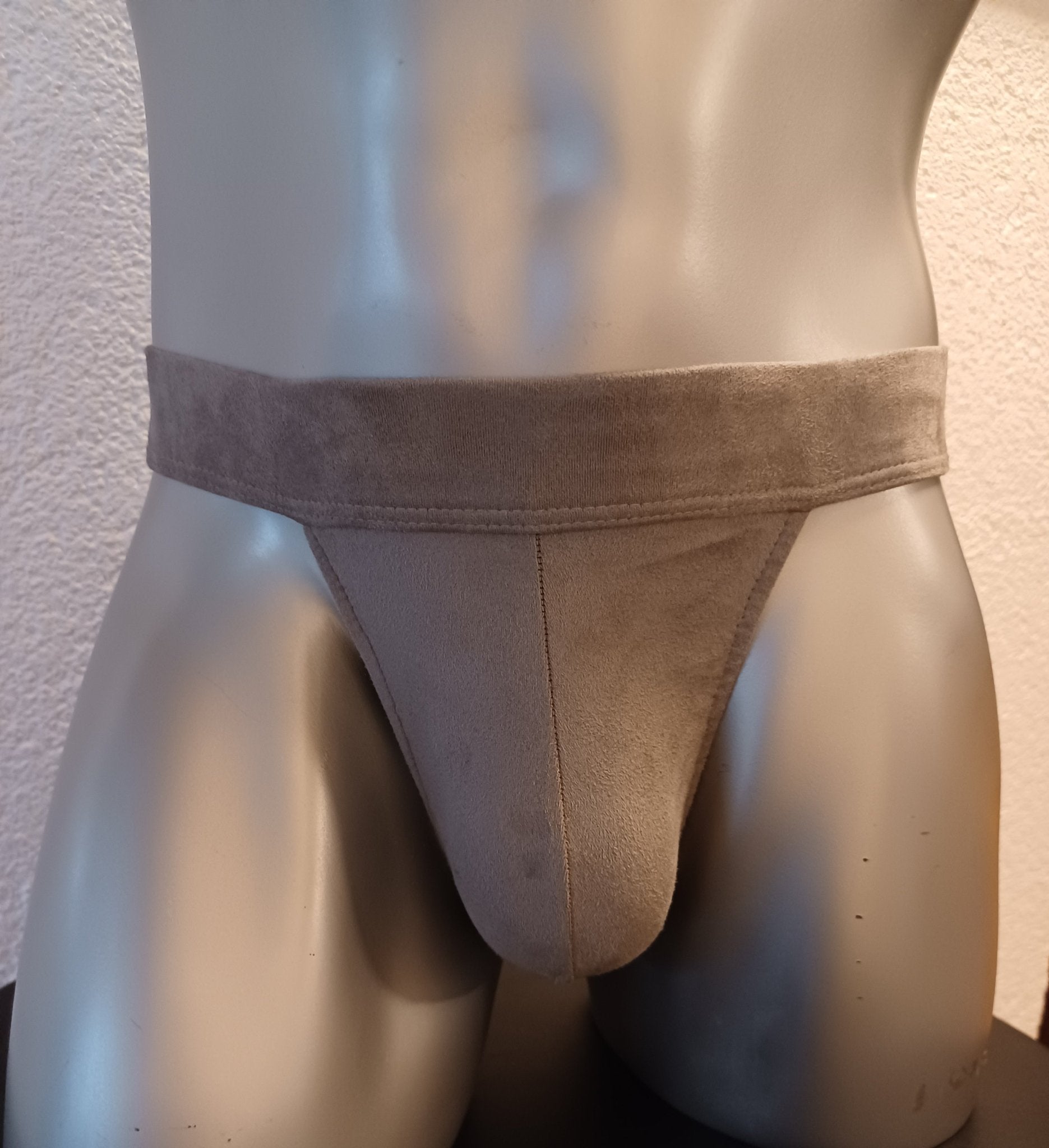 Badehose String Wasch - Leder Suede elastisches Wildleder silber laminiert - SEXSENSE