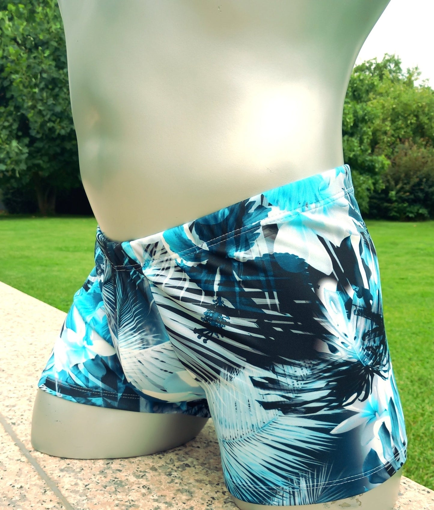 Boxershorts Badeshorts elastisch Scuba Jersey Dschungel - Print türkis/schwarz/weiß - SEXSENSE