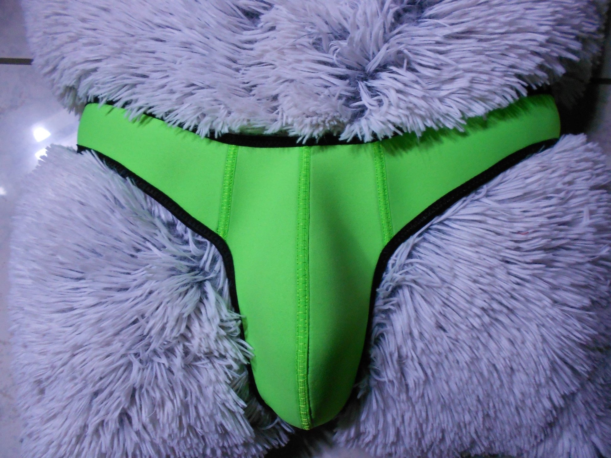 Badehose String echtes 3mm NEOPREN Neongrün Herren Schwitzhose - SEXSENSE