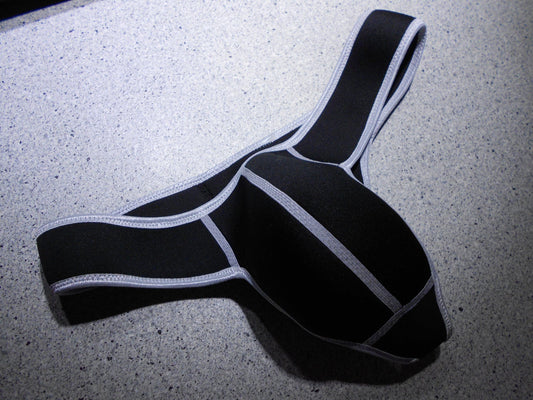 NEOPREN Herren String/Slip in schwarz Fetisch Profischwimmer Schwitzhose - SEXSENSE