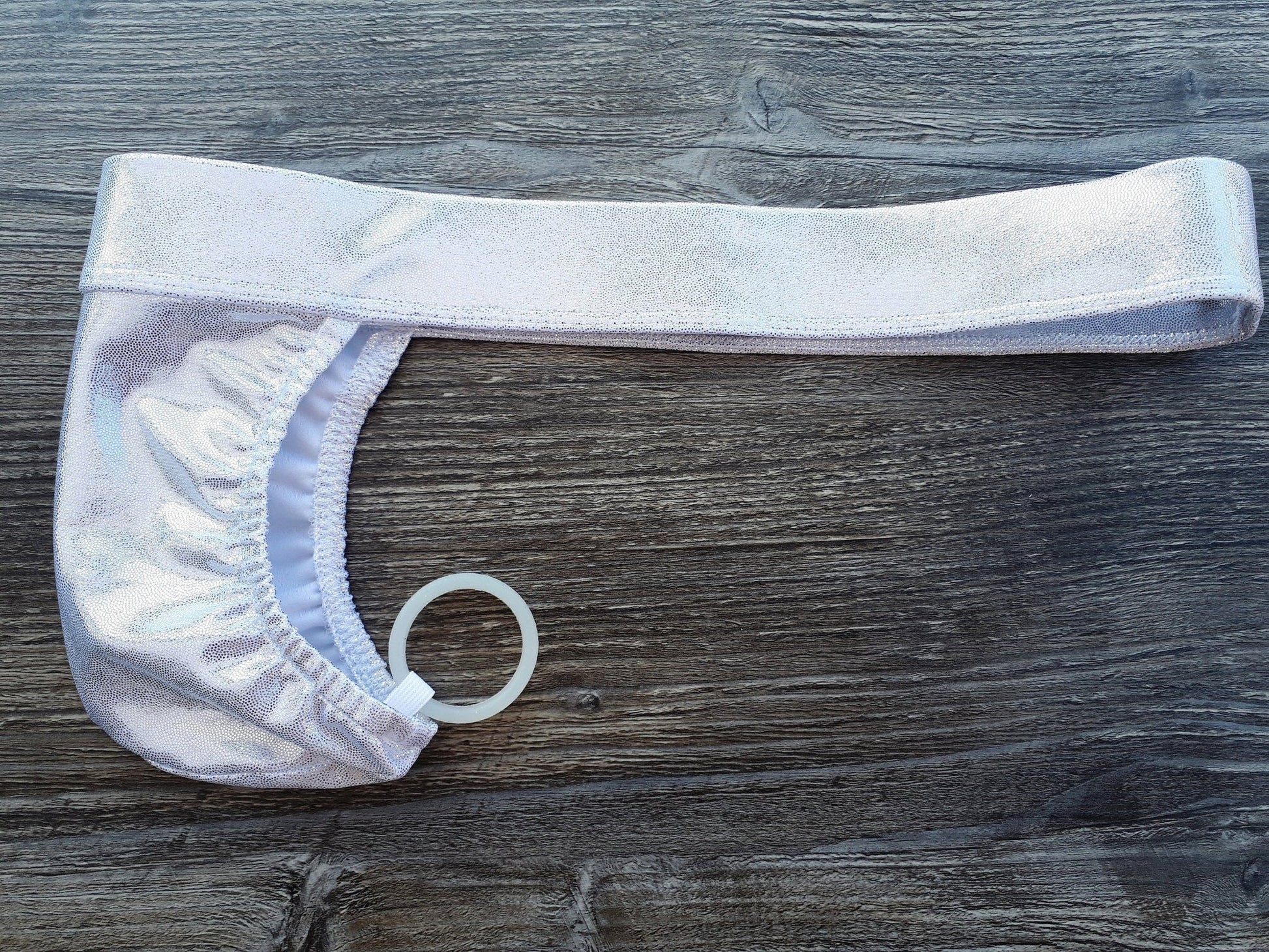 Thong fetisch ouvert Silikon Cockring weiß Silbermetallic Polos open Butt Badehose Push Up - SEXSENSE