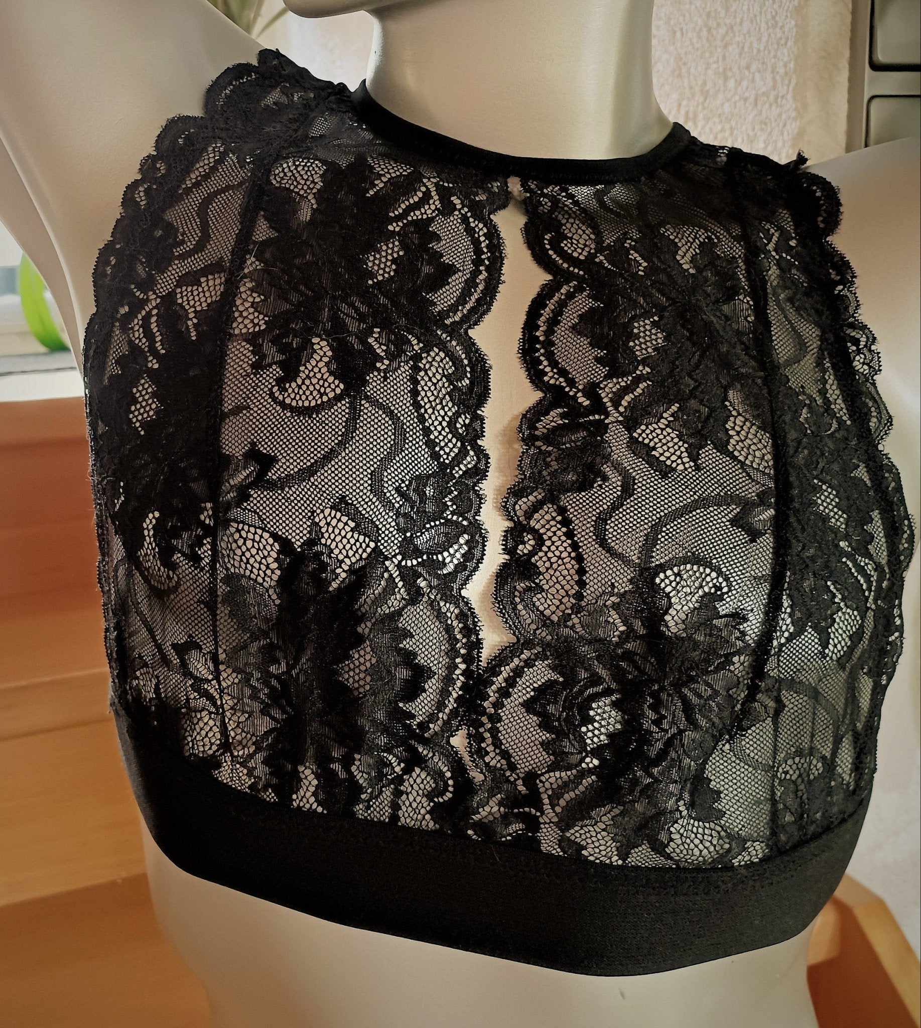 Herren Bustier en femme Dessous elastische Spitze schwarz Top - Shirt - SEXSENSE