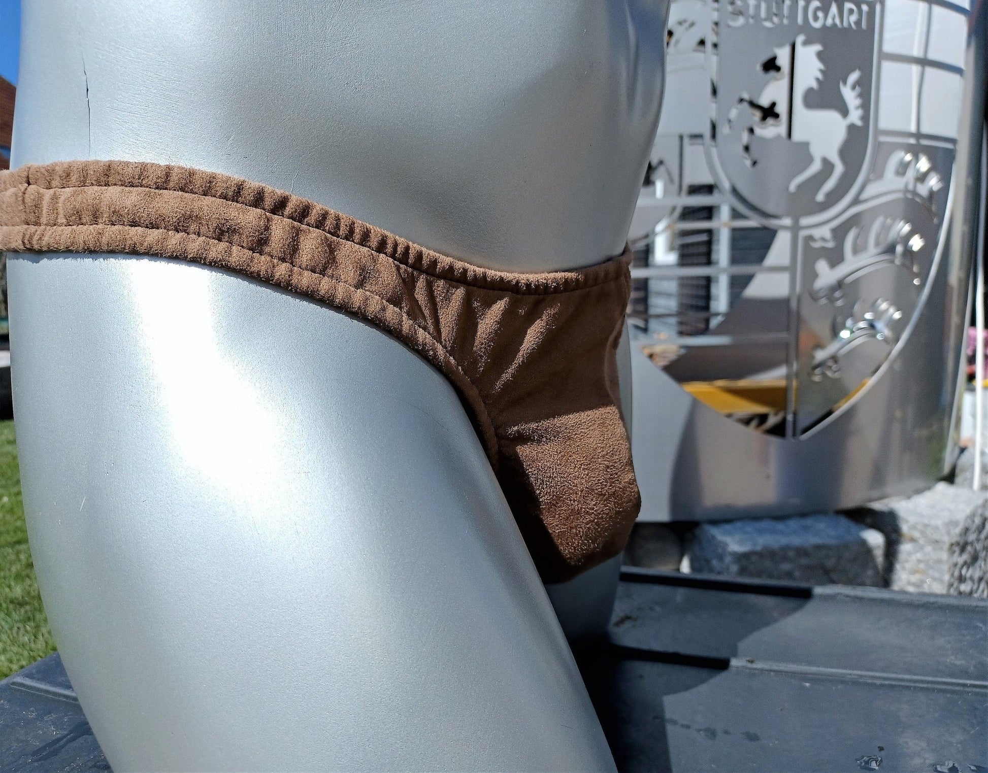 Lederimitat Herren String Unterwäsche Badehose Suede Waschleder in rehbraun Unikat - SEXSENSE