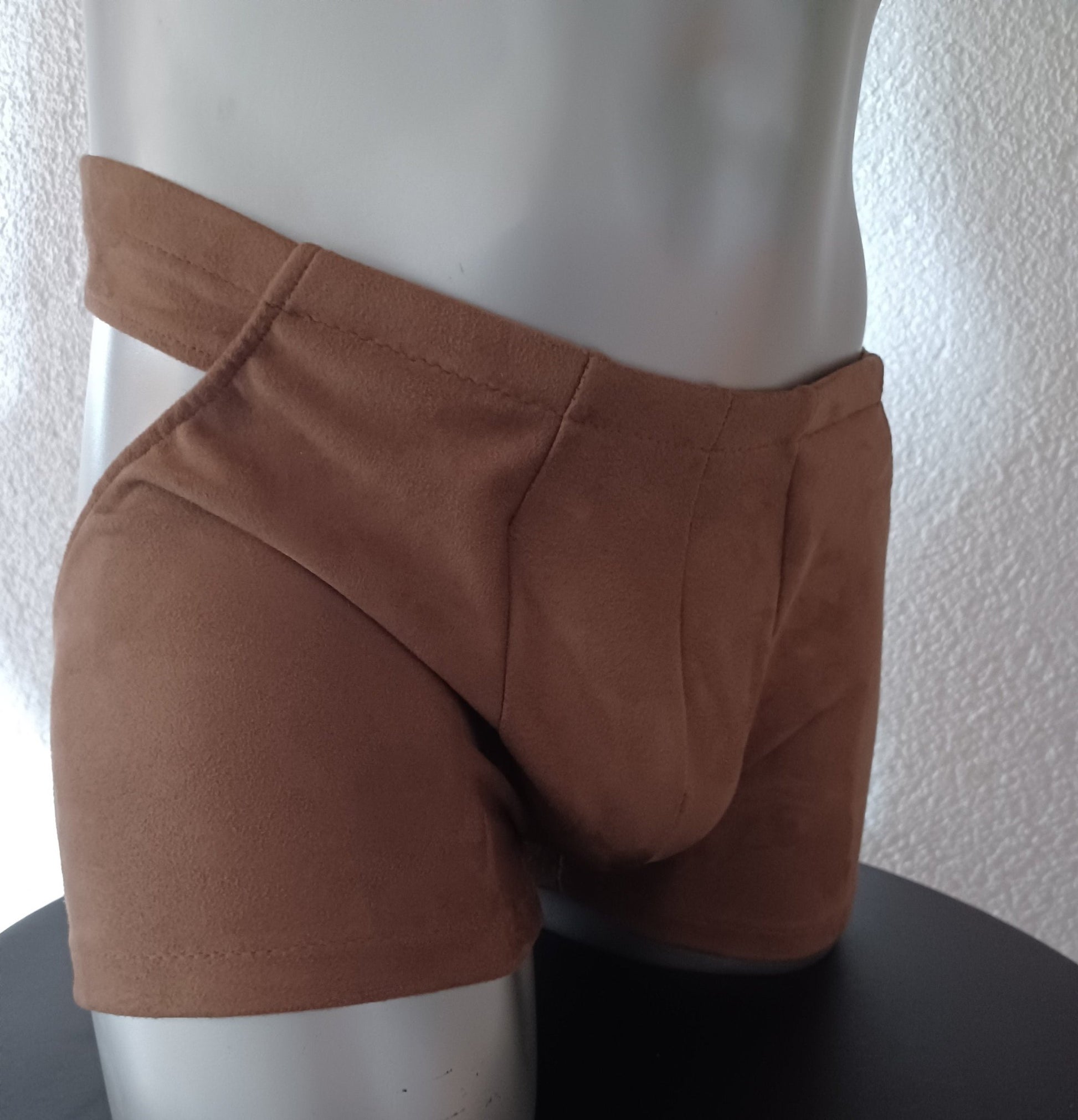 Open Butt Reizwäsche ouvert Wildleder dunkelbraun Herren Dessous Boxershorts - SEXSENSE